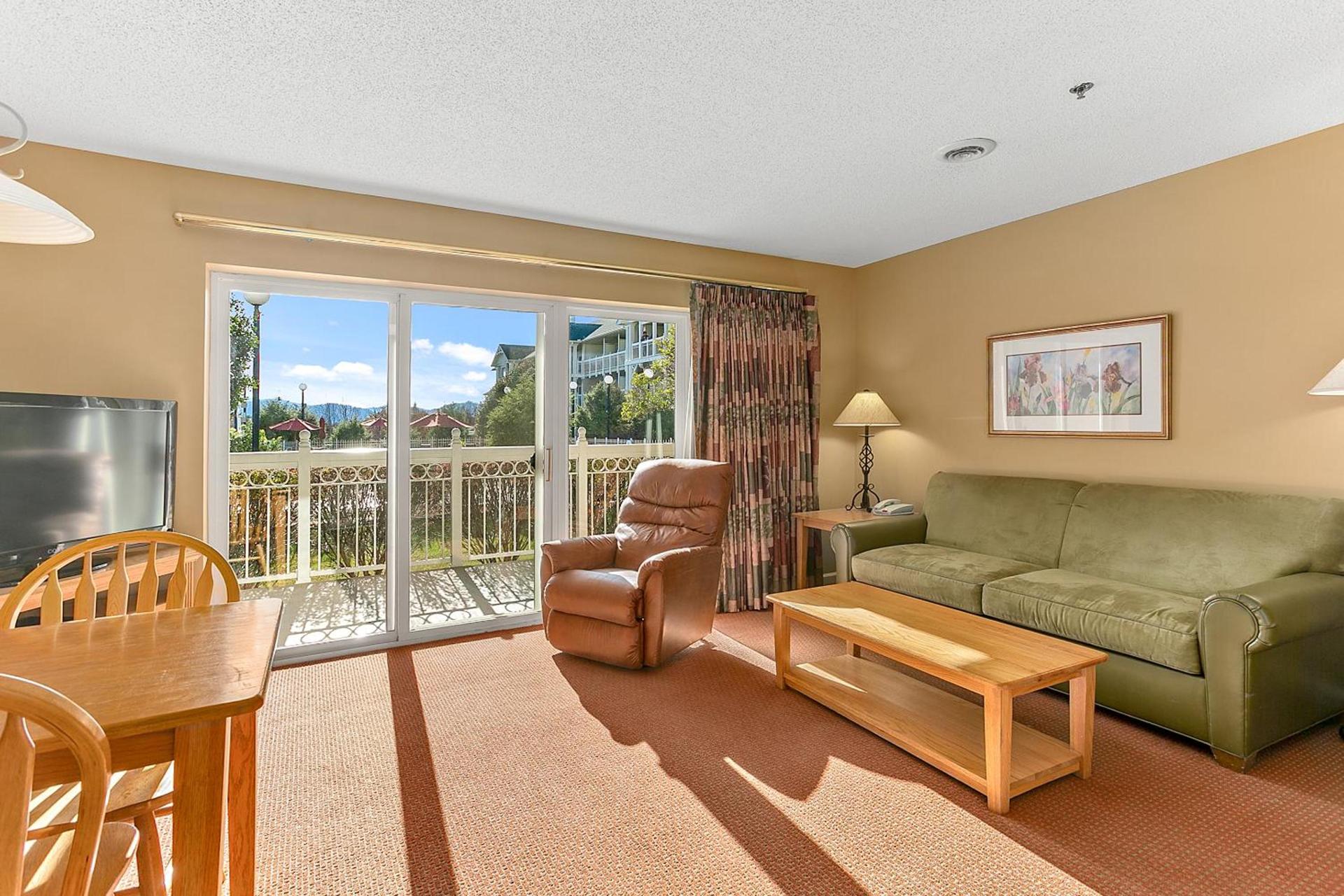 Sunrise Ridge Resort photo 40