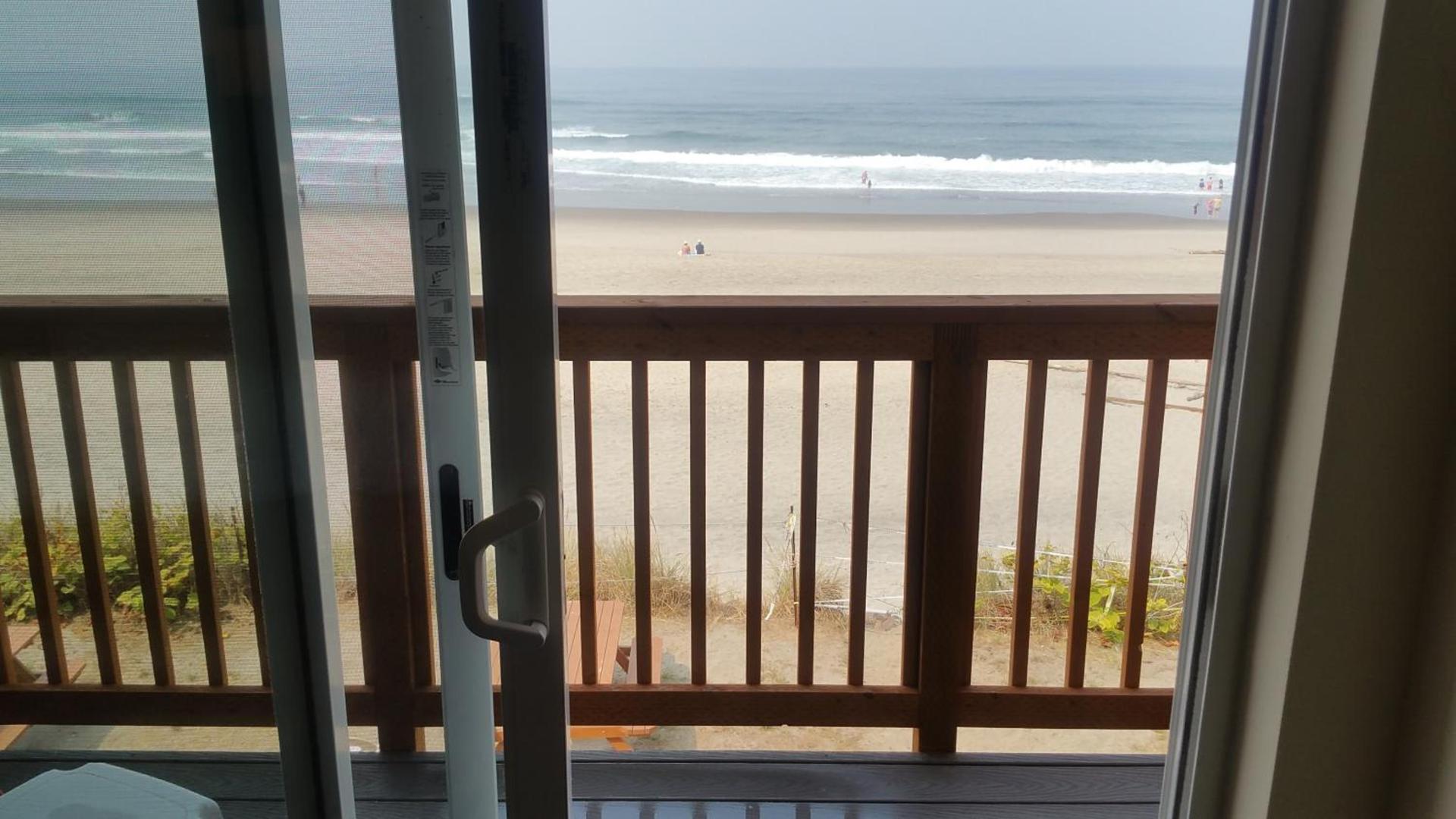 Tradewinds Motel photo 17