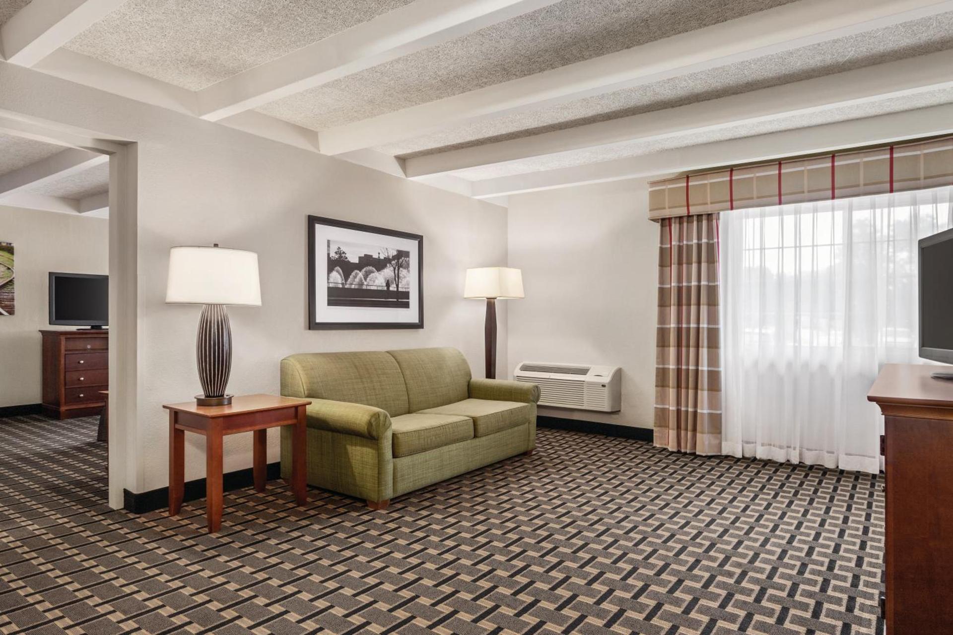 Country Inn & Suites by Radisson, Woodbury, MN photo 30