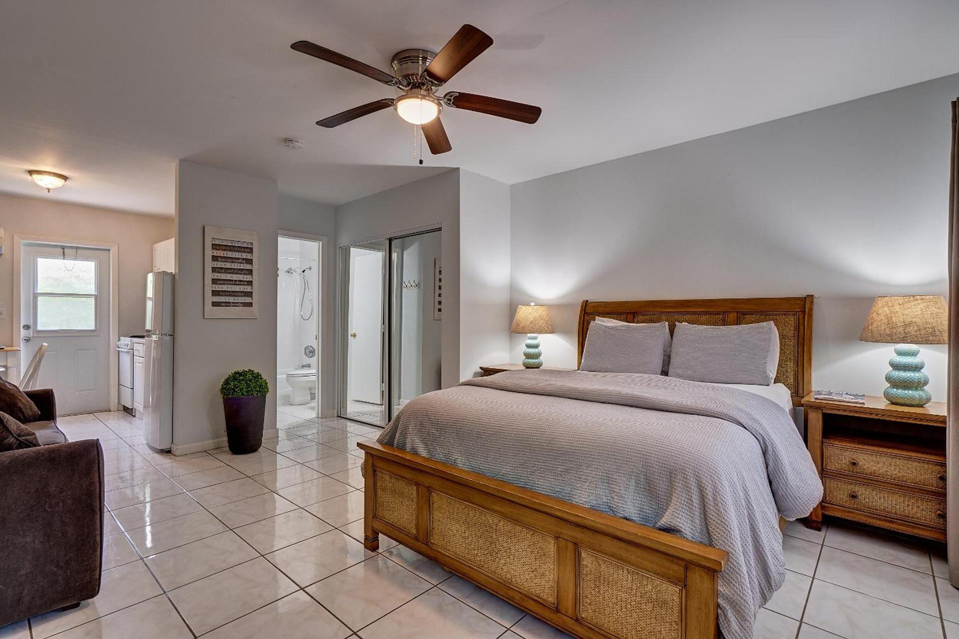 4145 By The Sea Inn & Suites photo 23