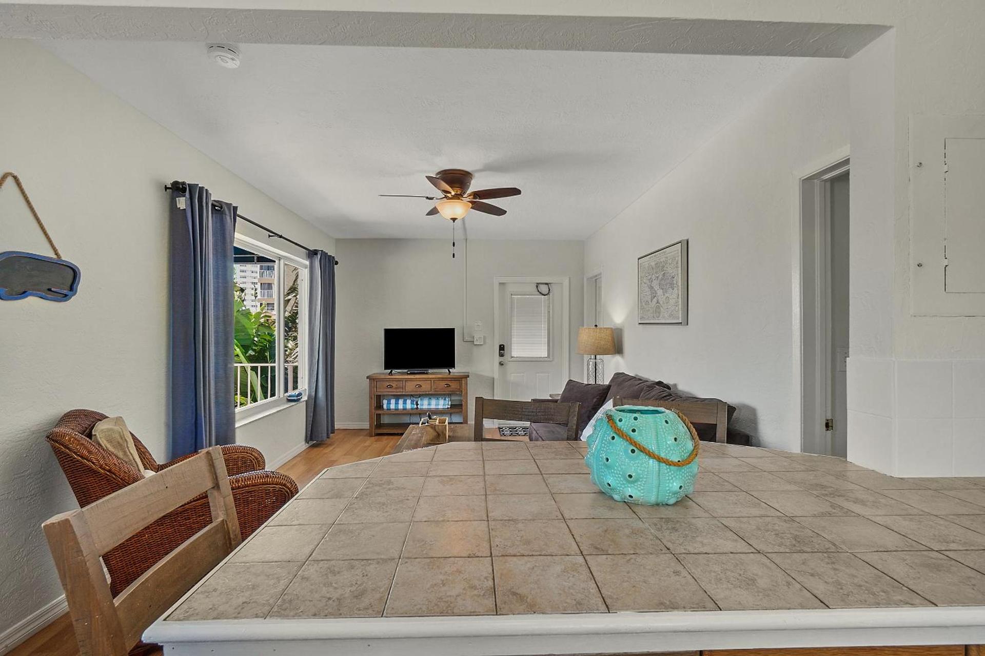 4145 By The Sea Inn & Suites photo 15