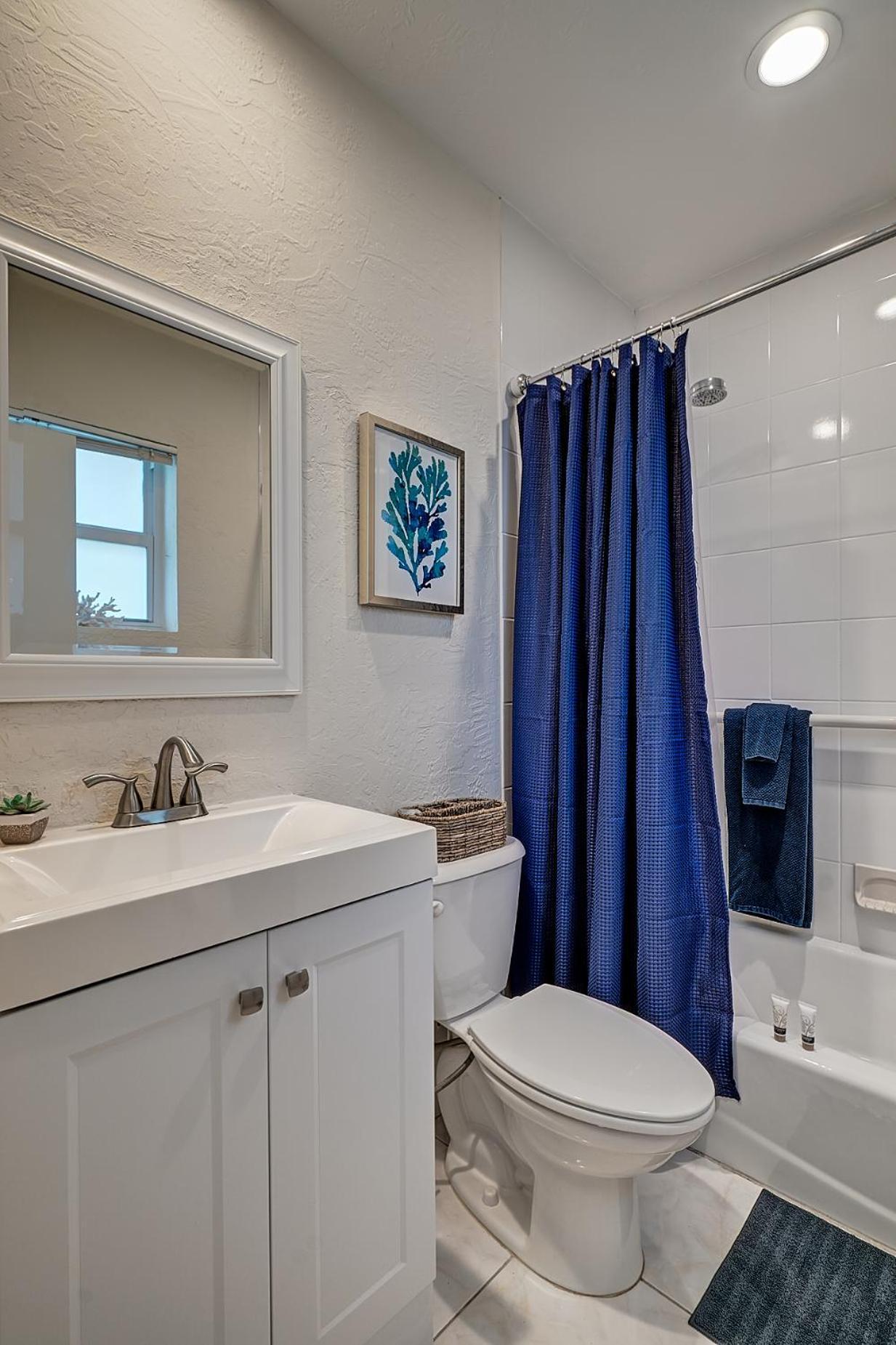 4145 By The Sea Inn & Suites photo 17