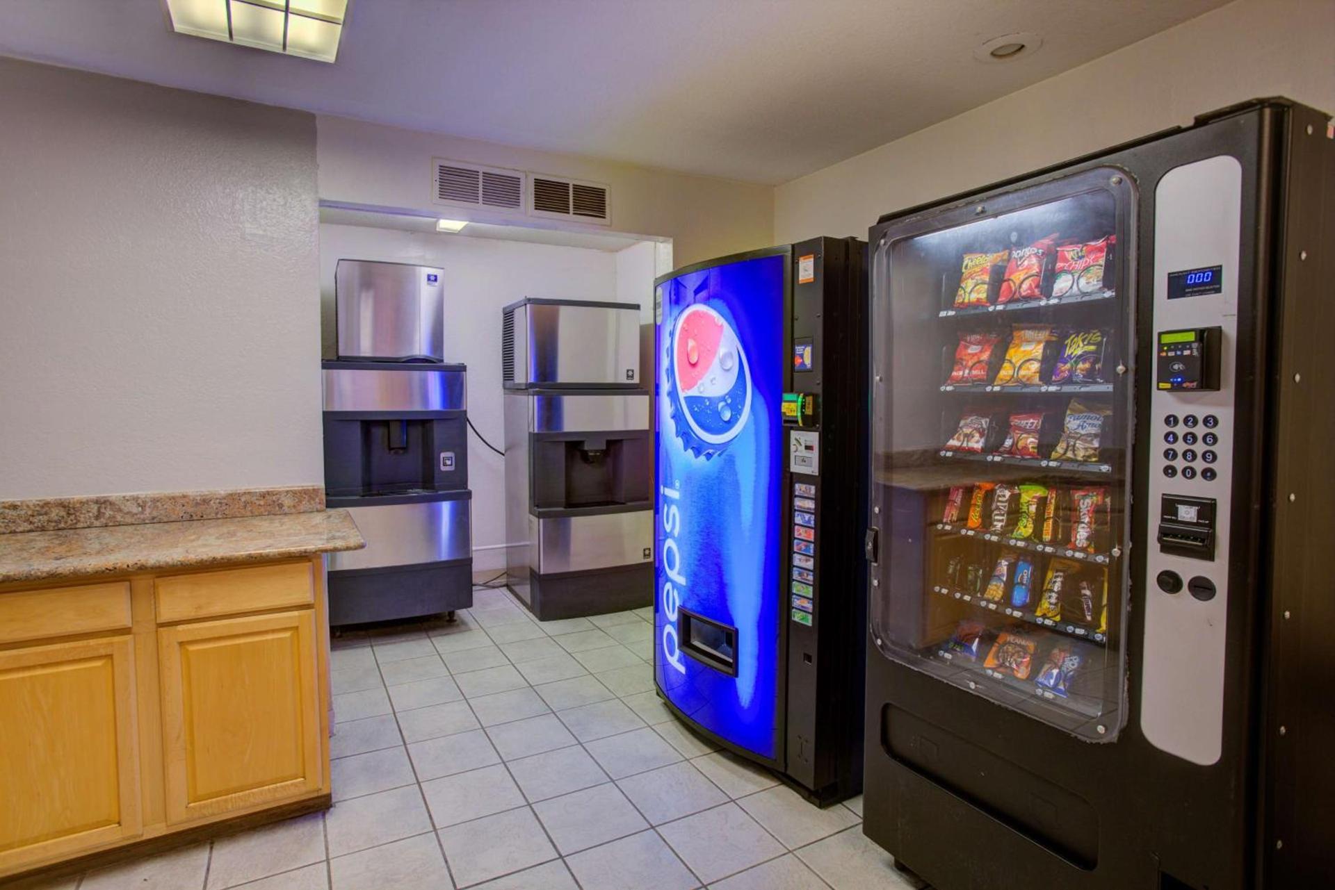 Best Western Sandman Hotel photo 12