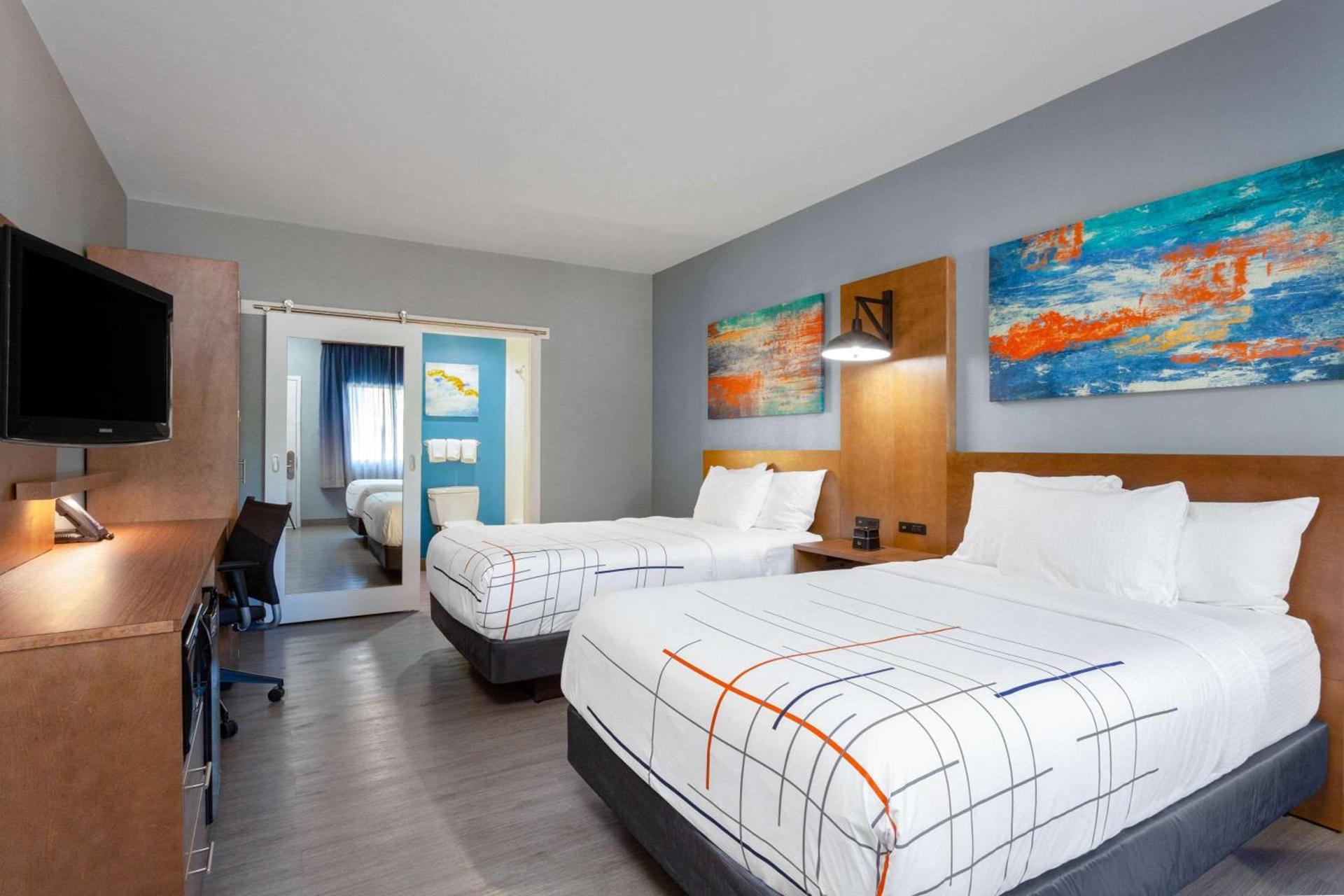 La Quinta by Wyndham Ft. Myers - Sanibel Gateway photo 8