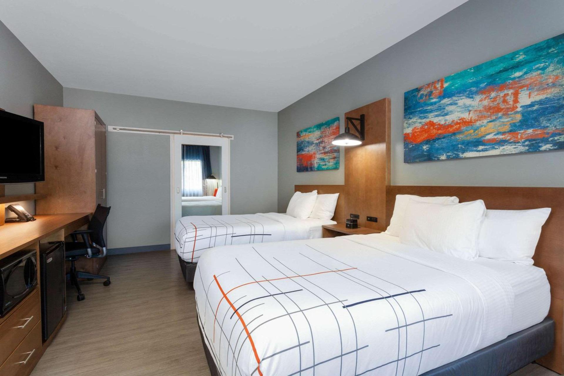 La Quinta by Wyndham Ft. Myers - Sanibel Gateway photo 26