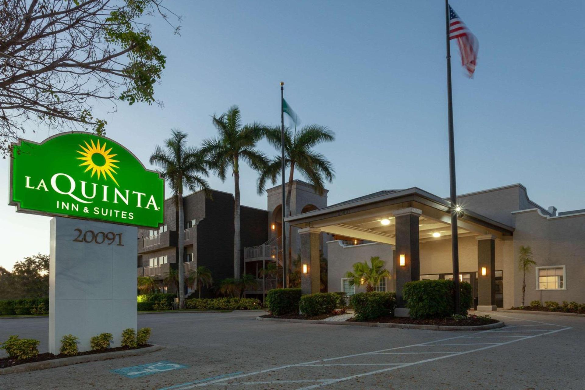 La Quinta by Wyndham Ft. Myers - Sanibel Gateway photo 12