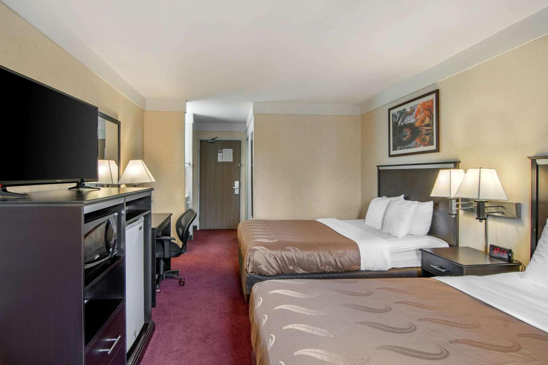 Quality Inn Bend North photo 39
