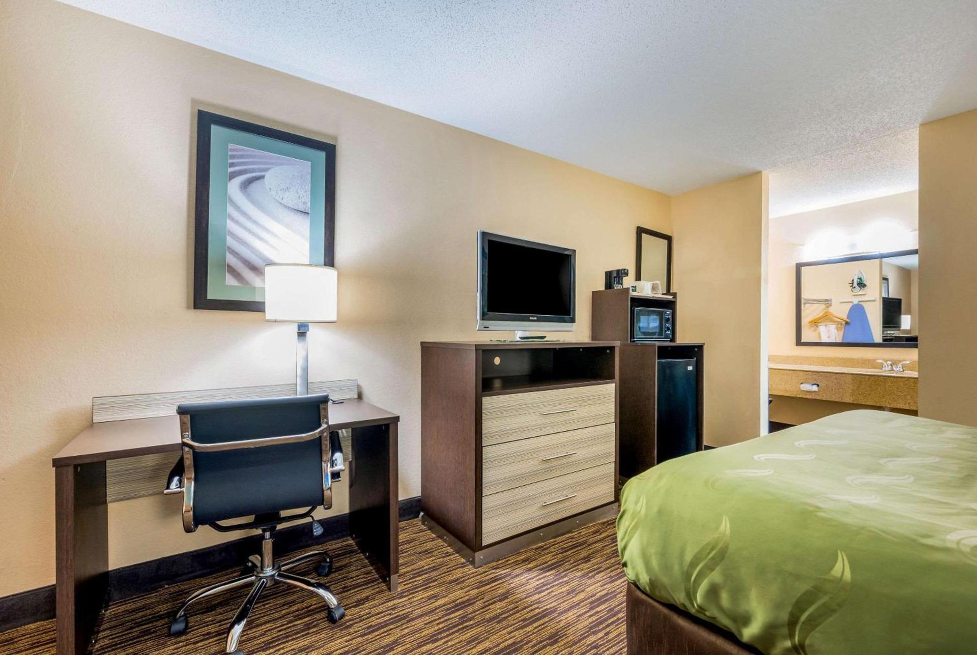 Quality Inn Cullman I-65 Exit 310 photo 5