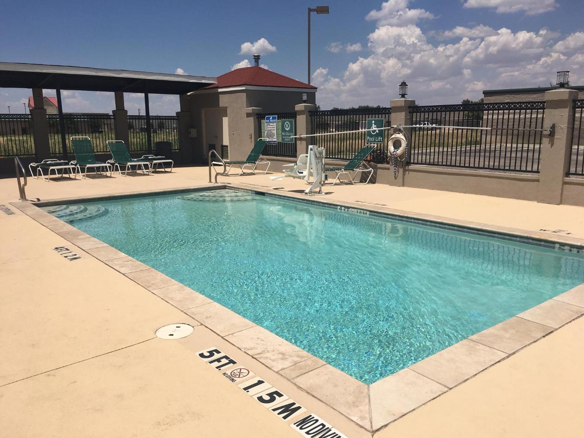 La Quinta by Wyndham Midland North photo 34