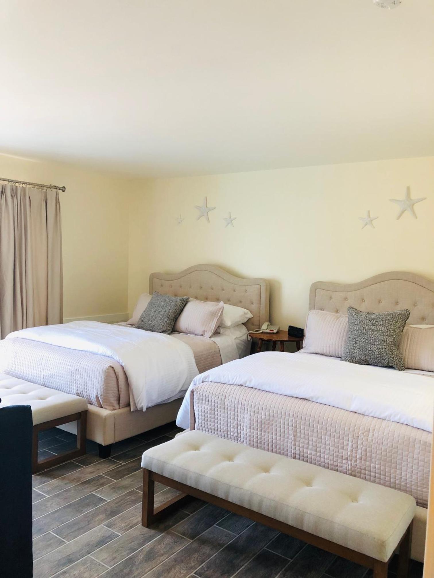 Seafoam Lodge photo 33