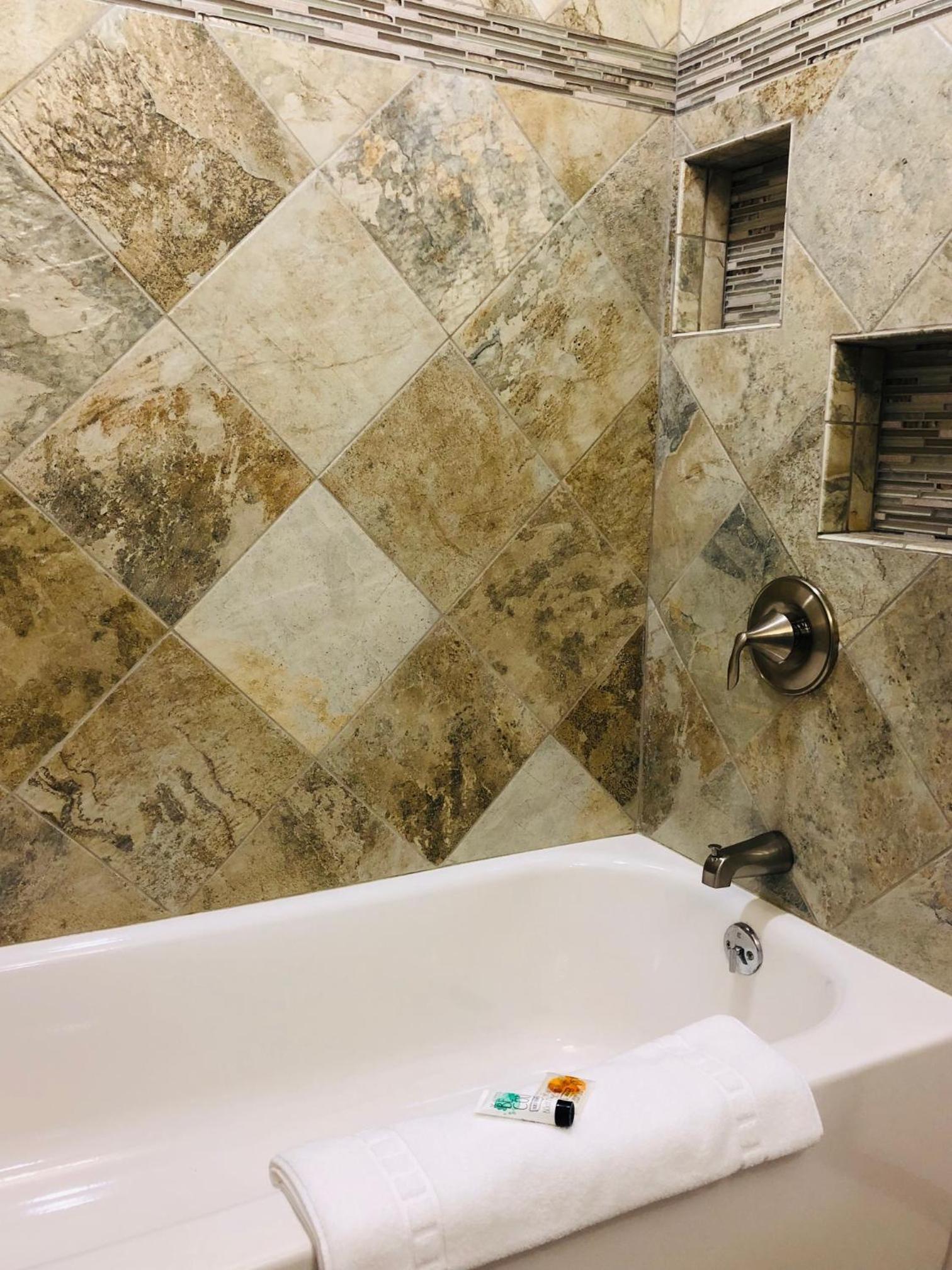 Seafoam Lodge photo 30