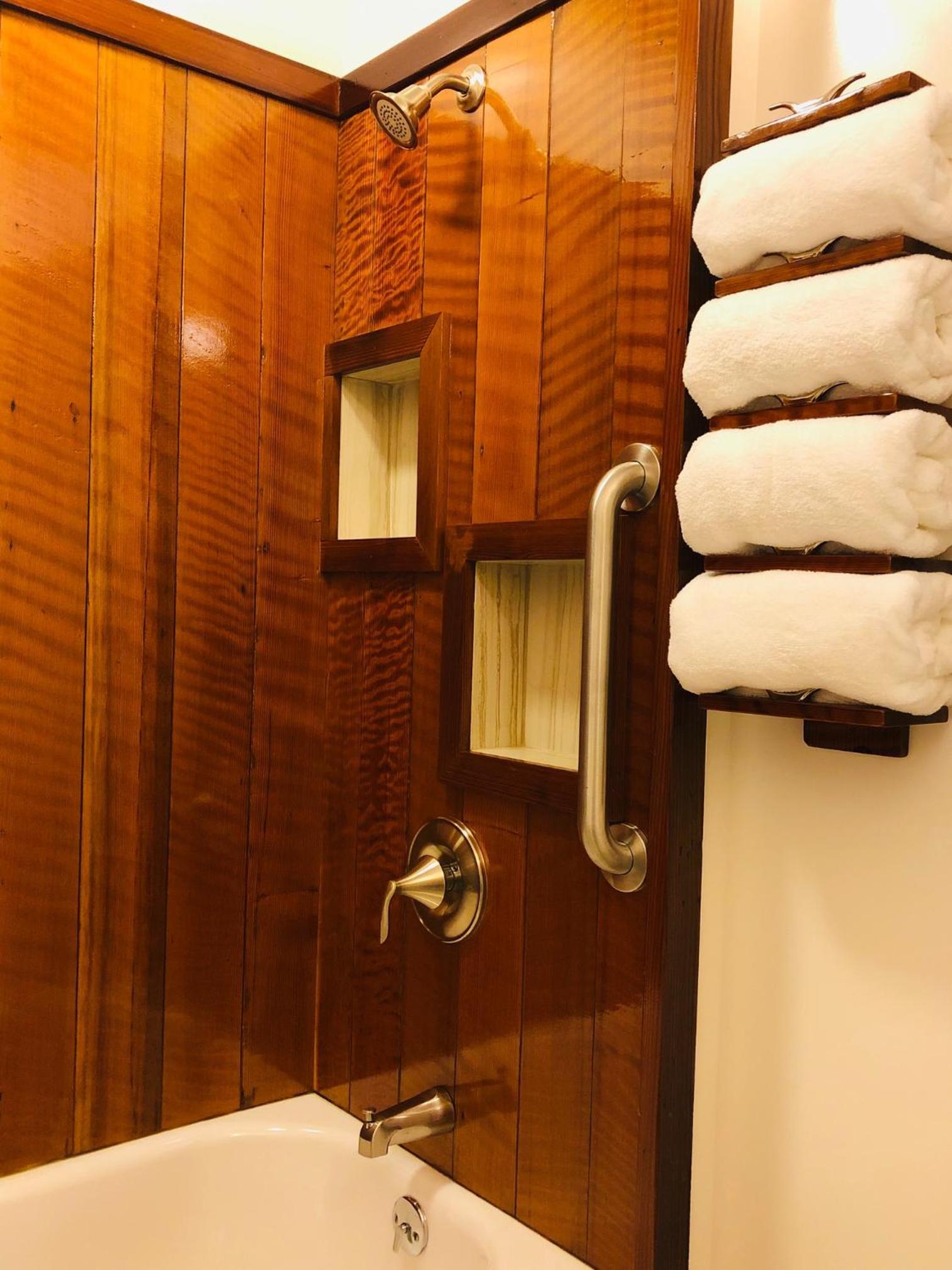 Seafoam Lodge photo 38