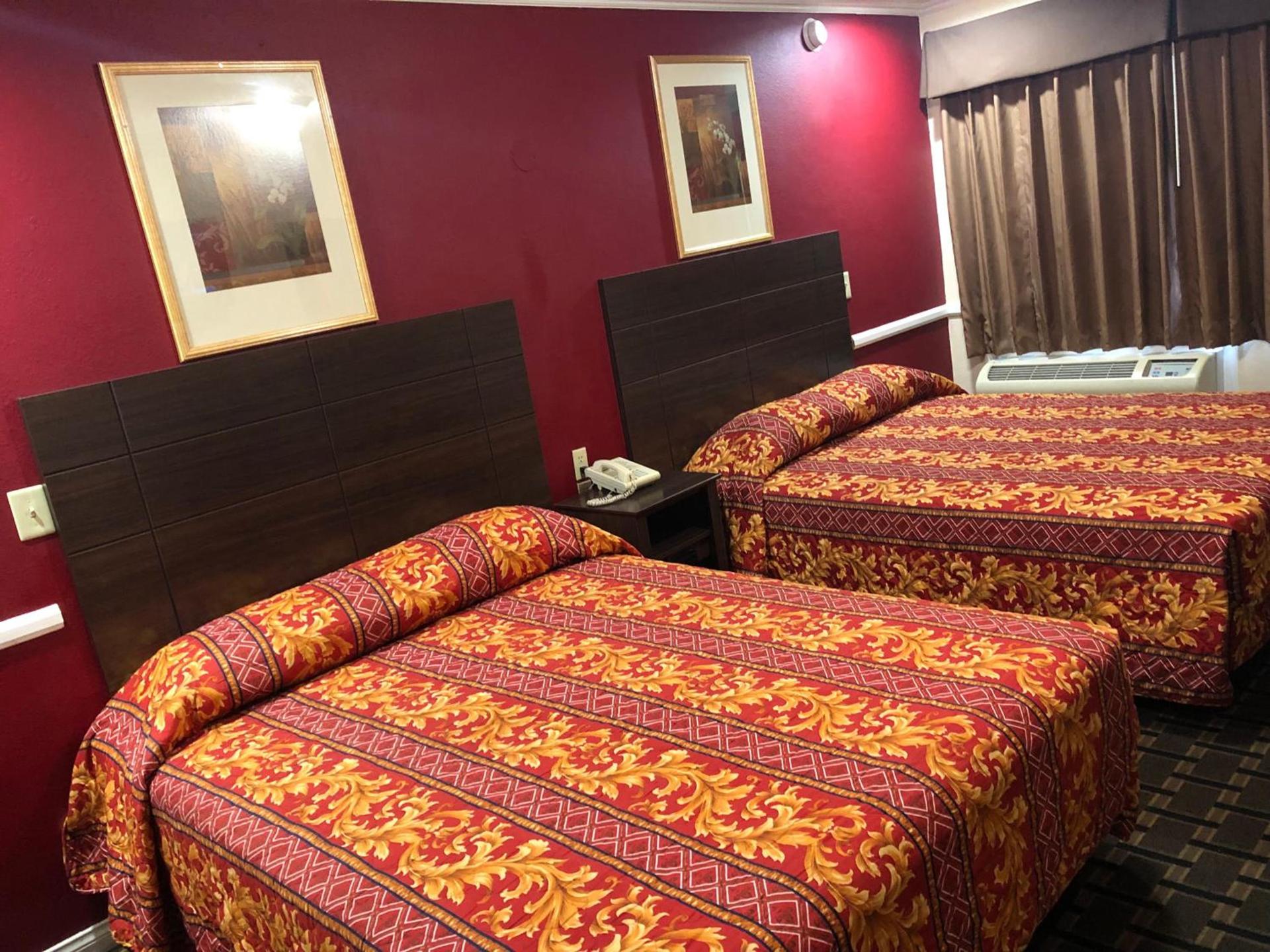 Whittier Travel Inn photo 24