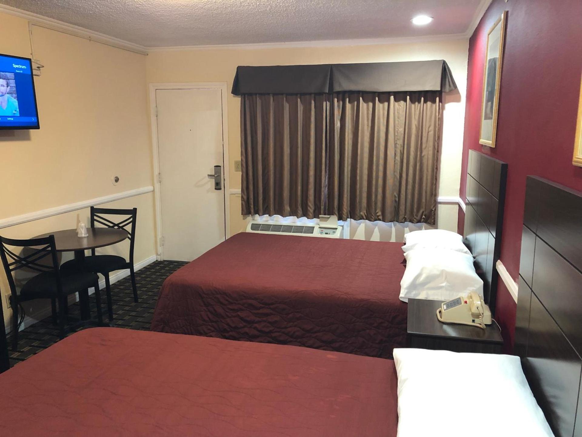 Whittier Travel Inn photo 13