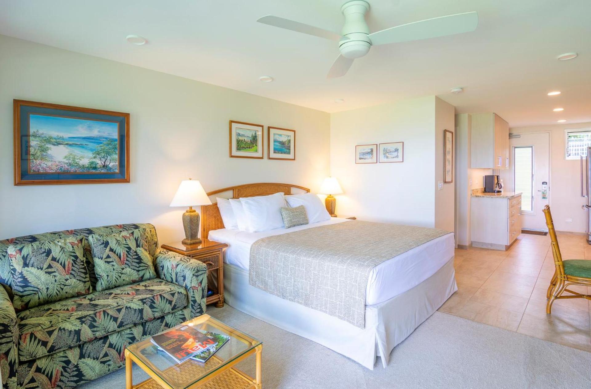 Nāpili Surf Beach Resort by Castle photo 73