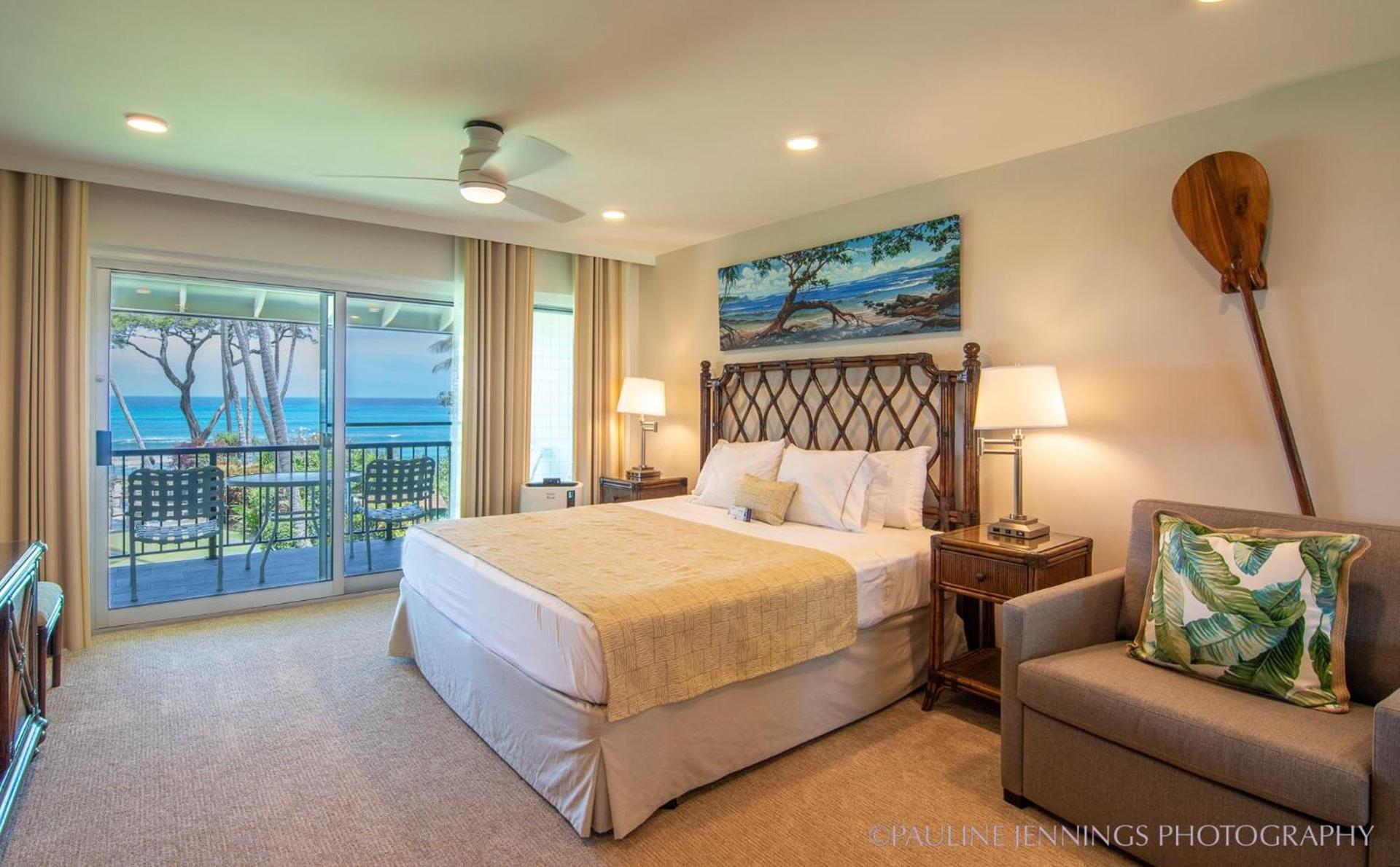Nāpili Surf Beach Resort by Castle photo 25