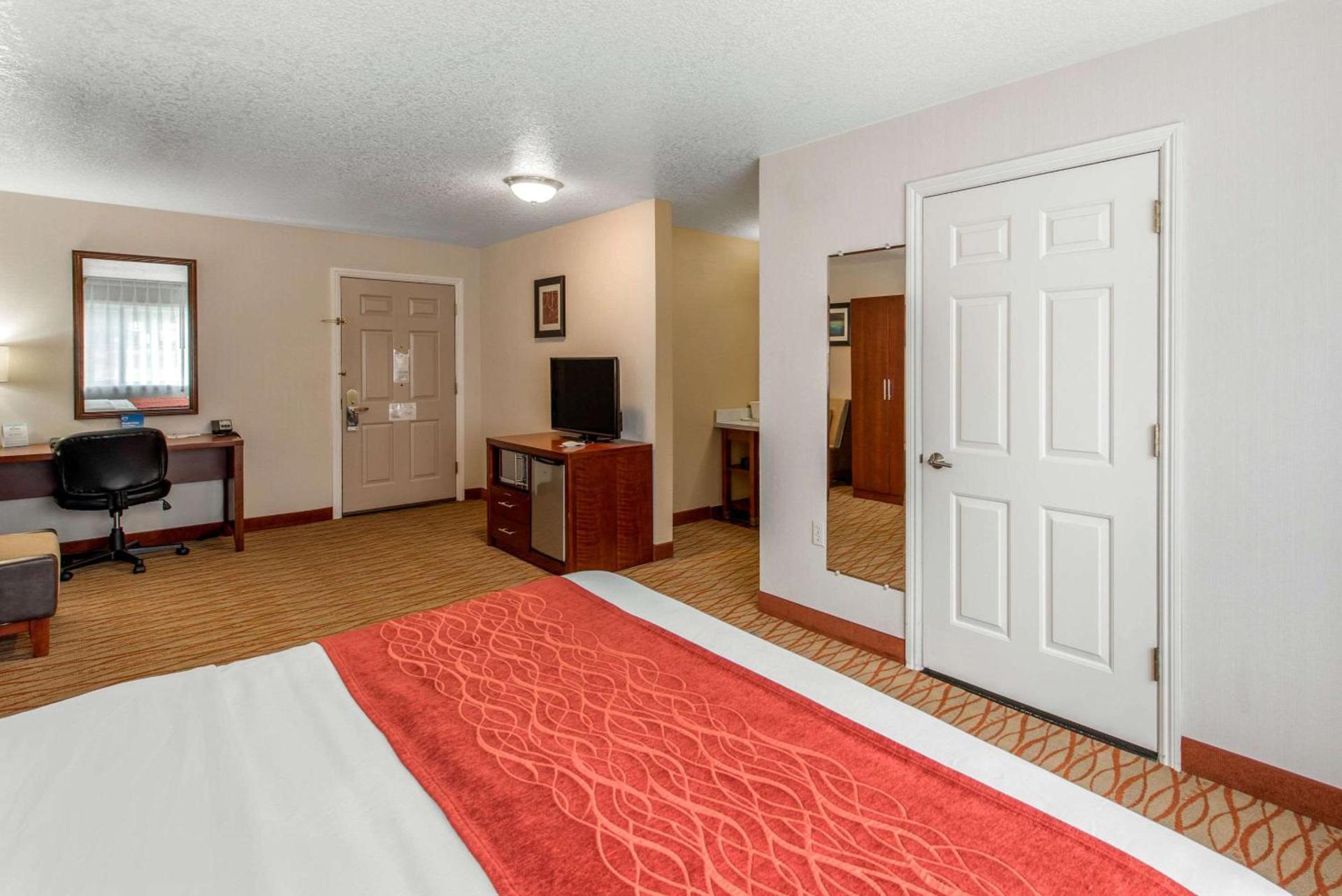 Comfort Inn Mount Shasta Area photo 7