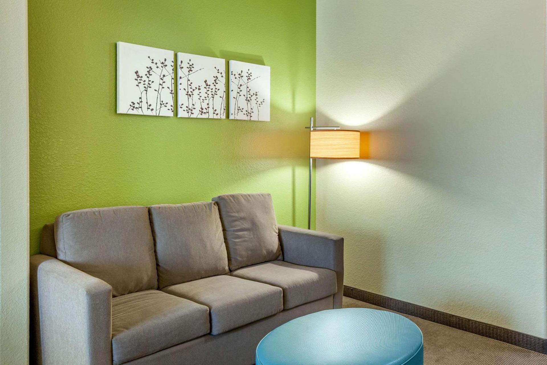 Sleep Inn & Suites Hewitt - South Waco photo 18