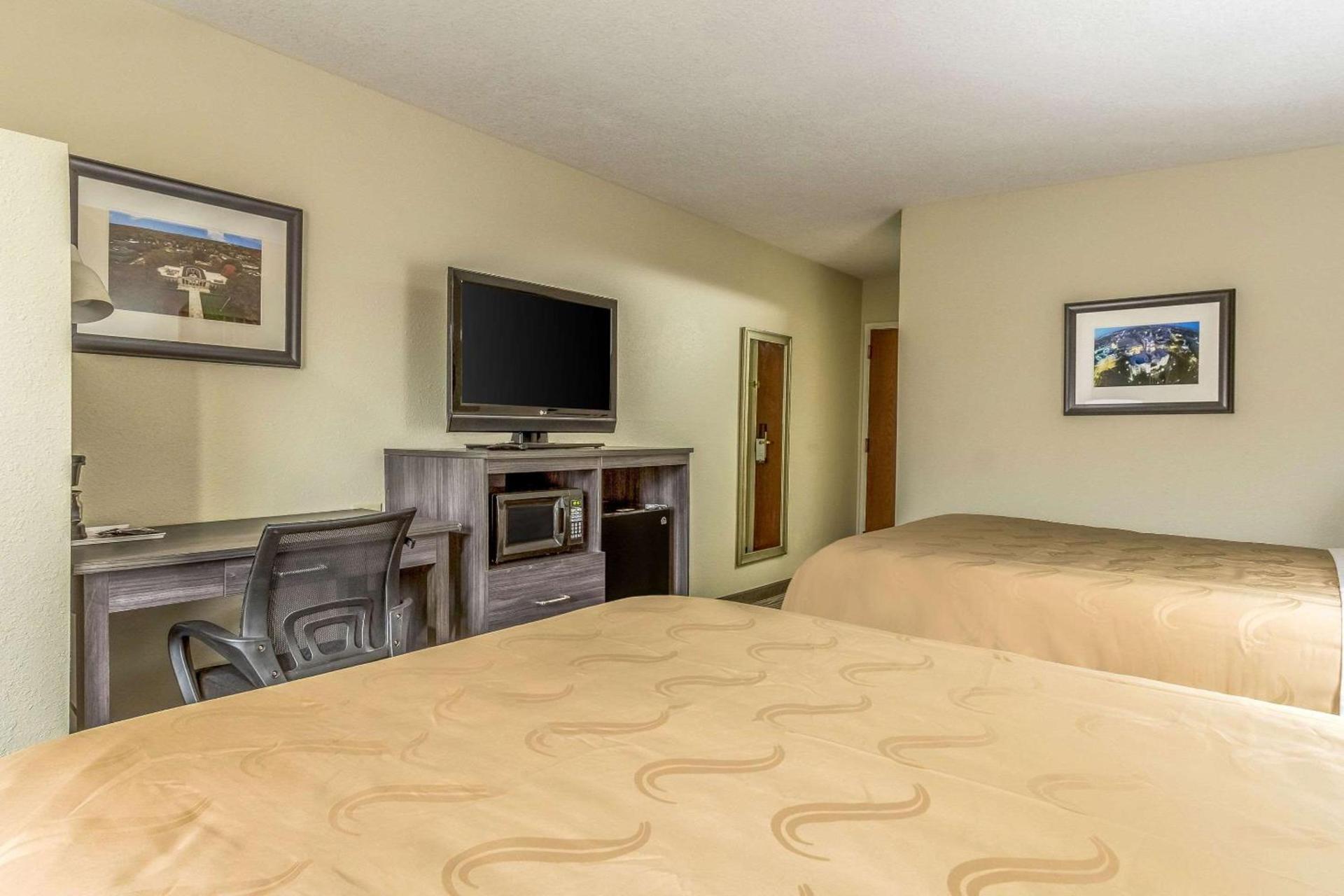 Quality Inn & Suites North Lima - Boardman photo 13