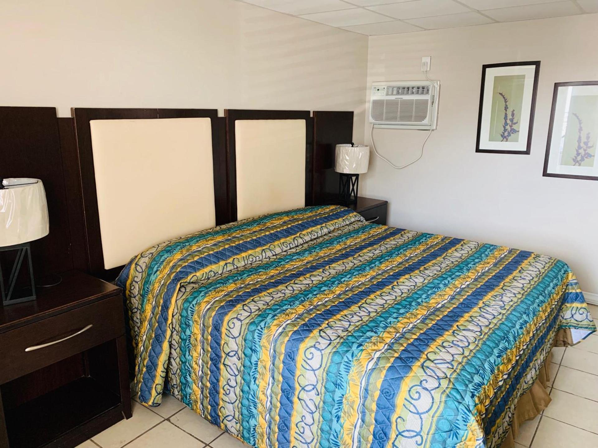 Cabana Motel photo 24