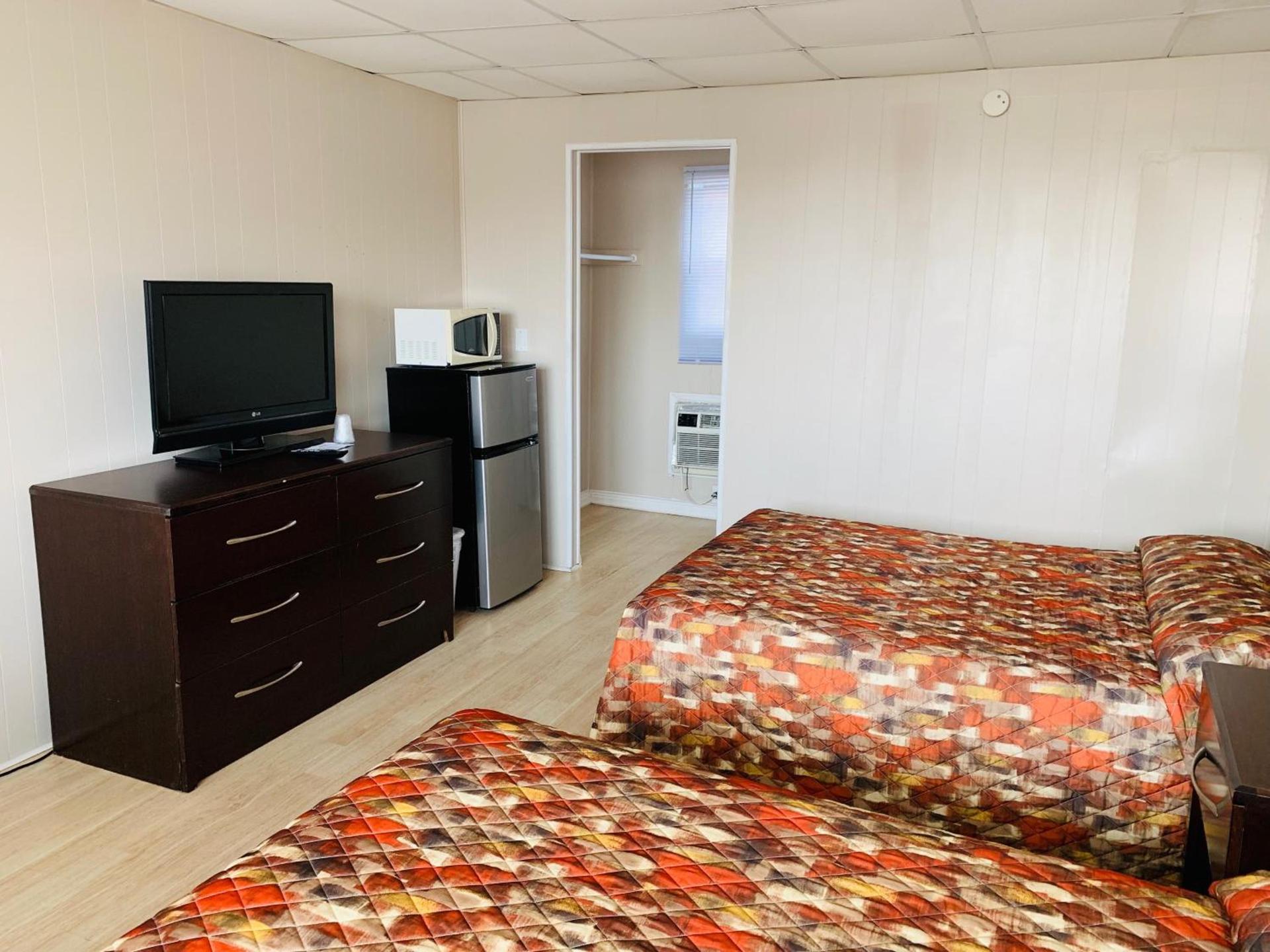 Cabana Motel photo 38