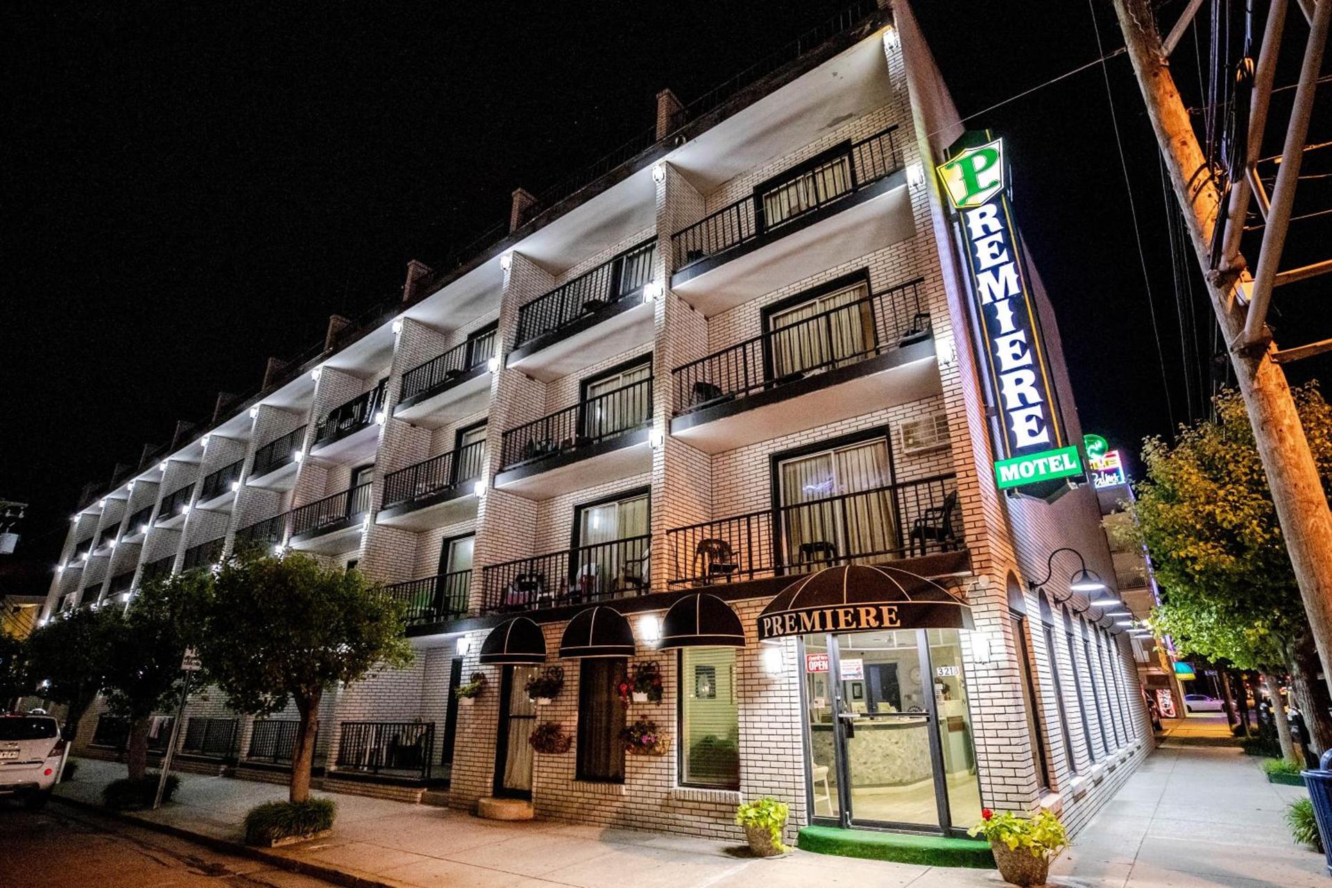 Premiere Motel photo 1