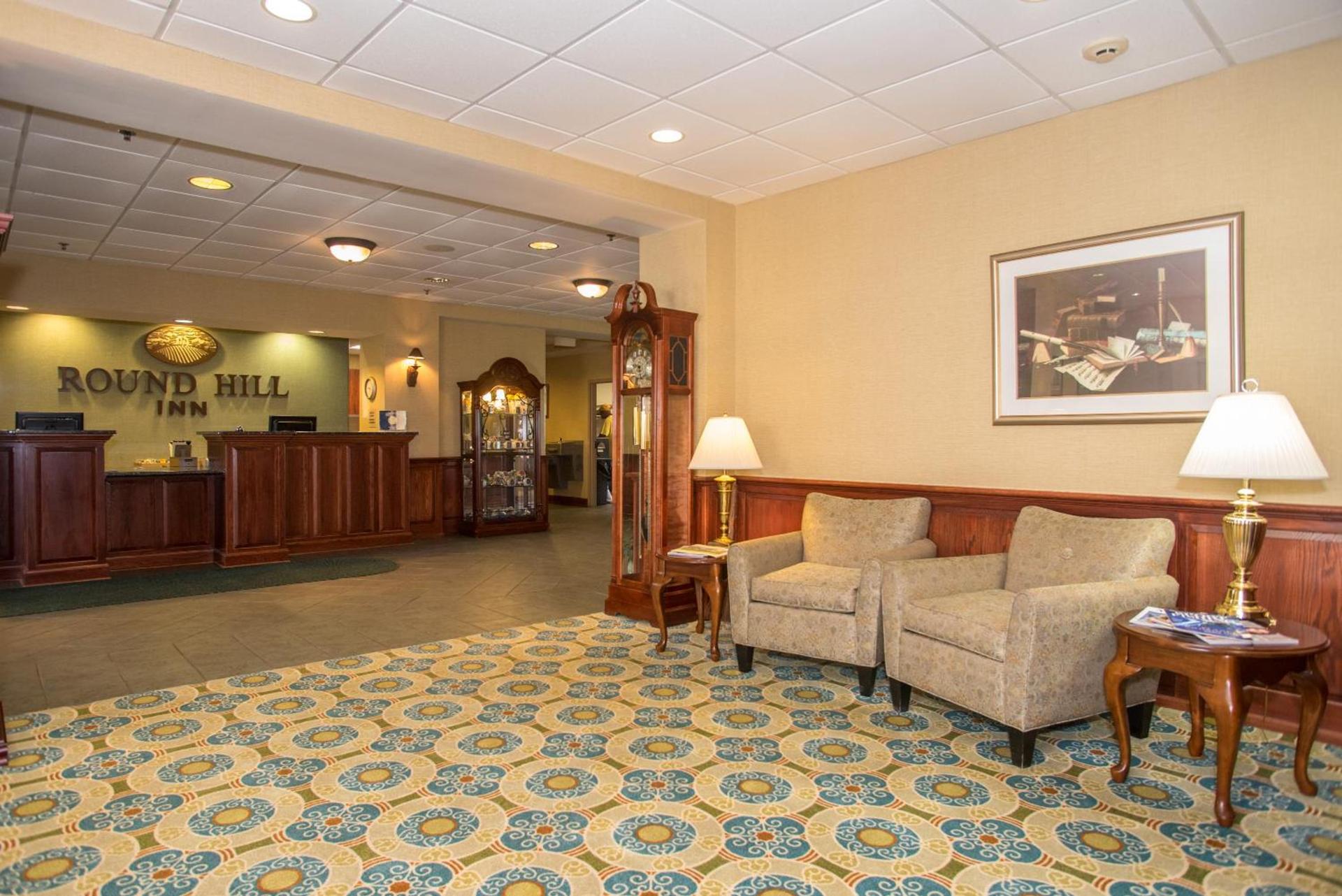Round Hill Inn photo 9