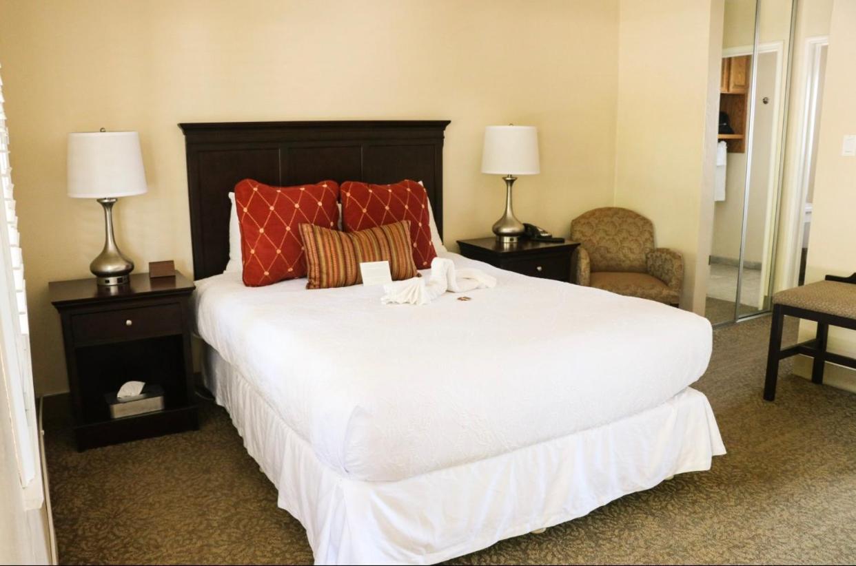 Country Inn Motel photo 10