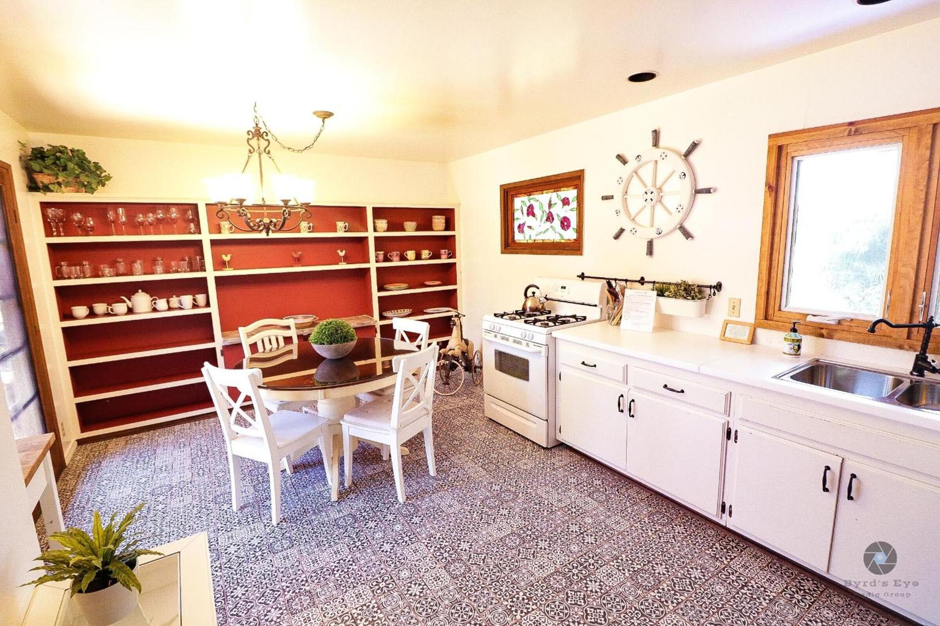 Redwood Hollow Cottages photo 50