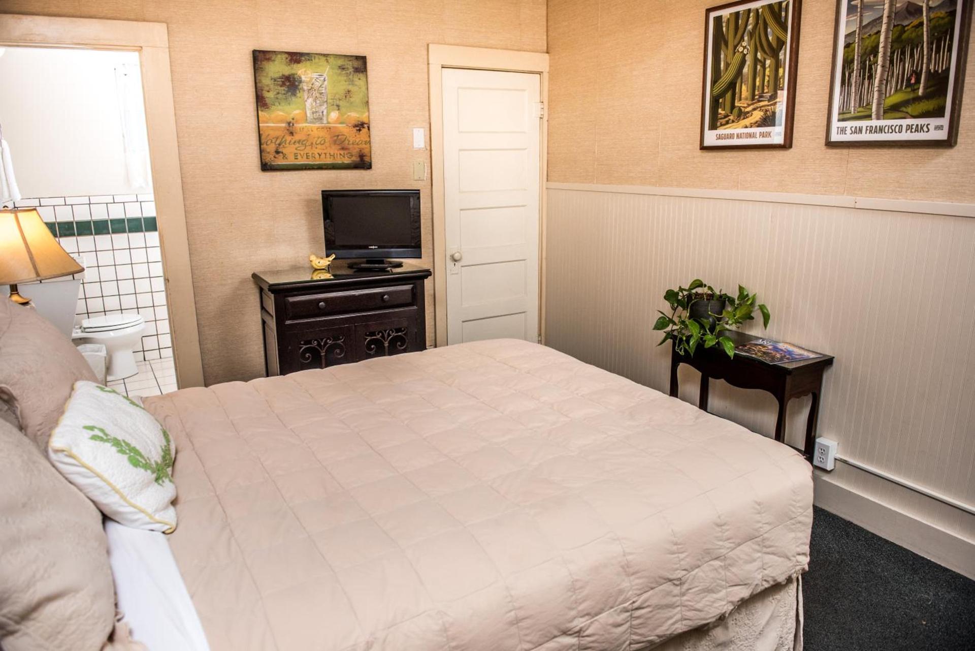 Jonquil Motel photo 26
