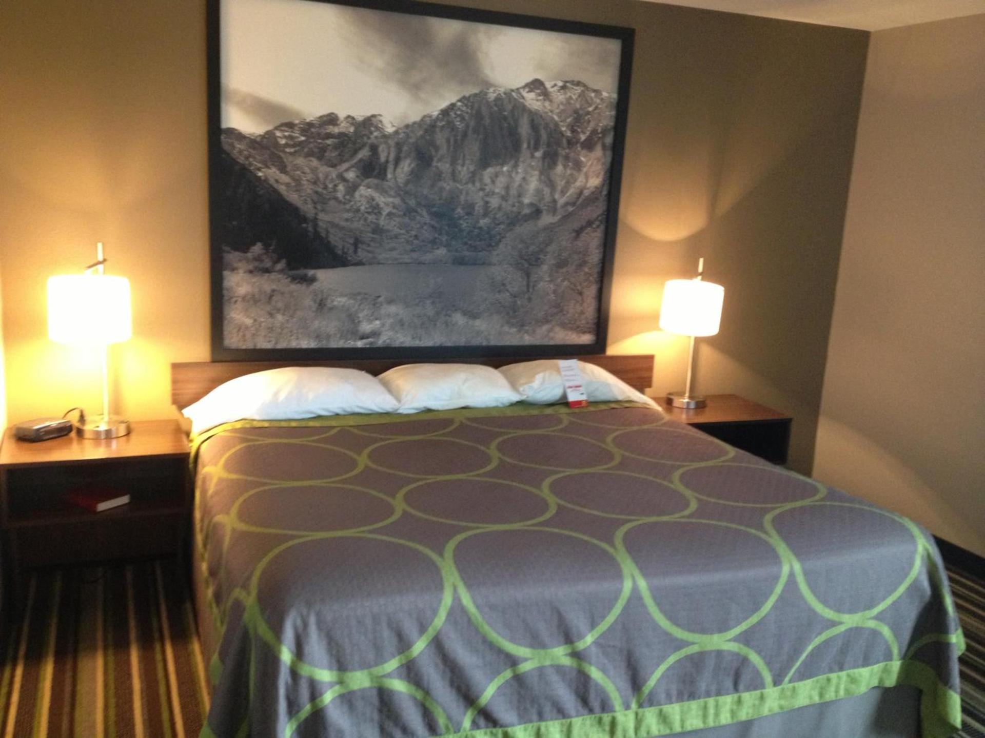Super 8 by Wyndham Pocatello photo 28