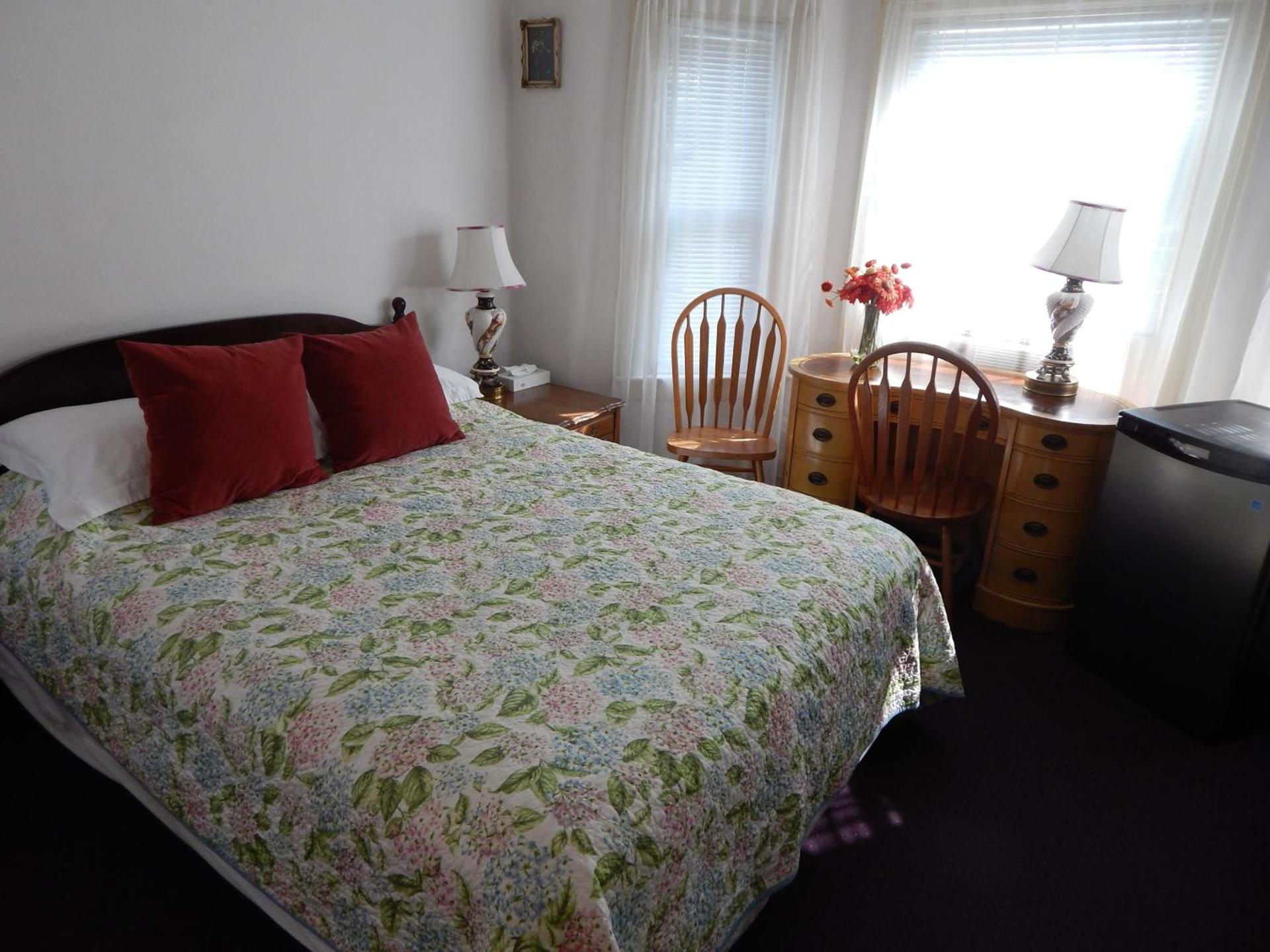A Friendly Inn at Harvard photo 17