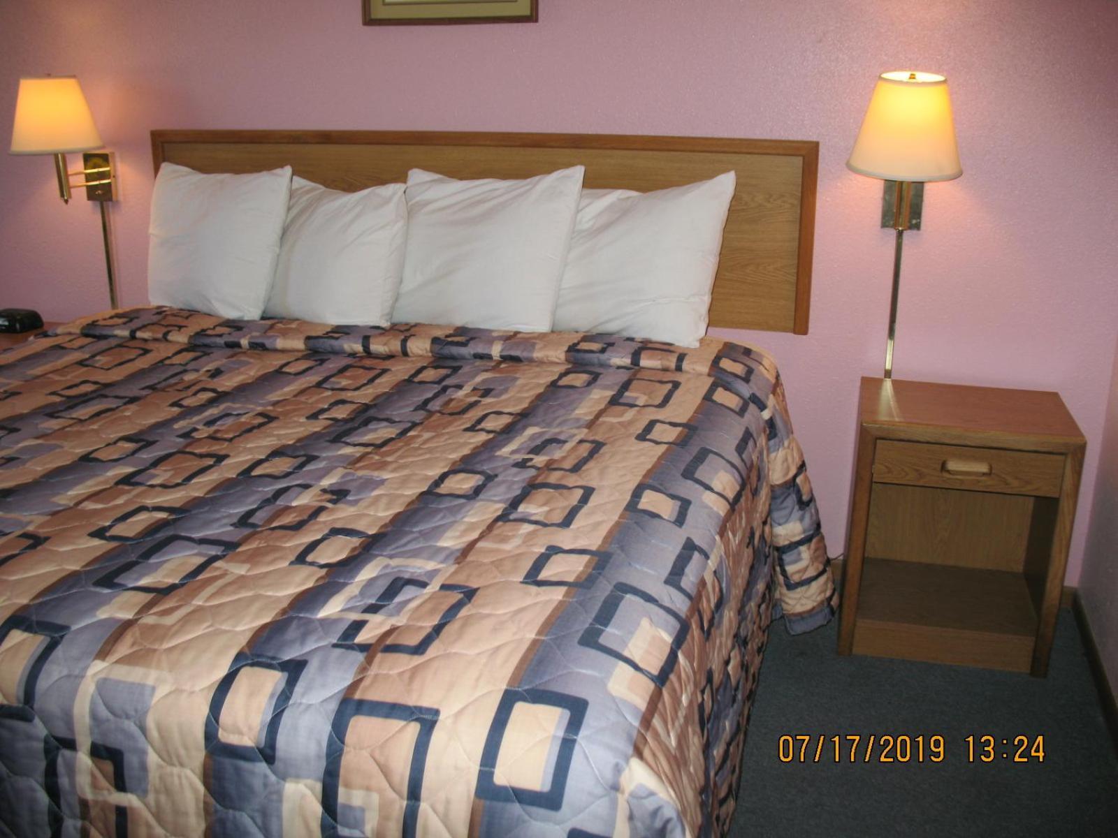 Executive Inn photo 2