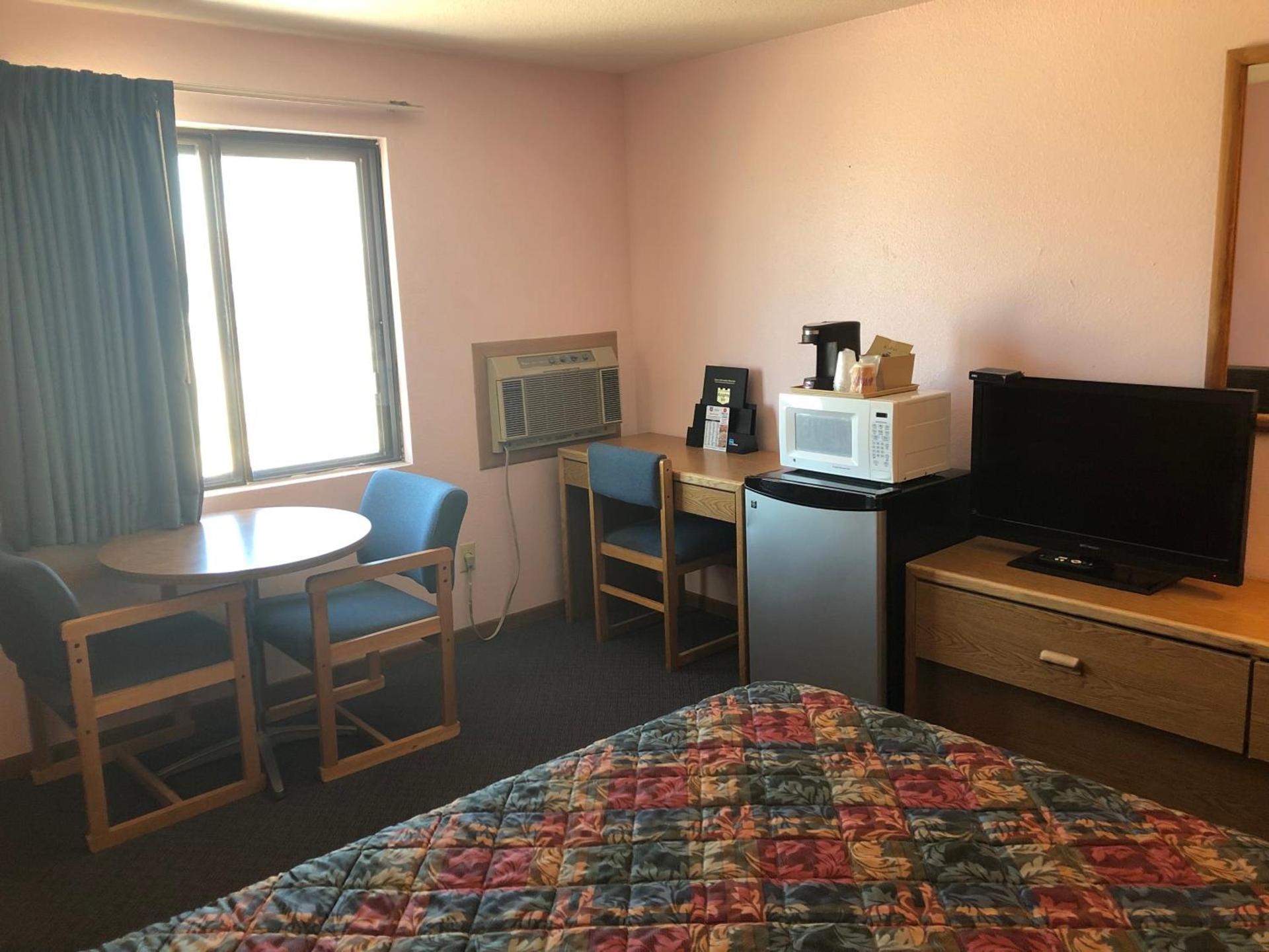 Executive Inn photo 27