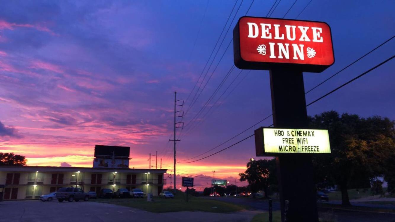 Deluxe Inn — hotel in Natchez