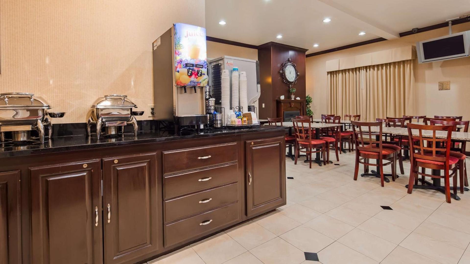 Best Western Route 66 Glendora Inn photo 16