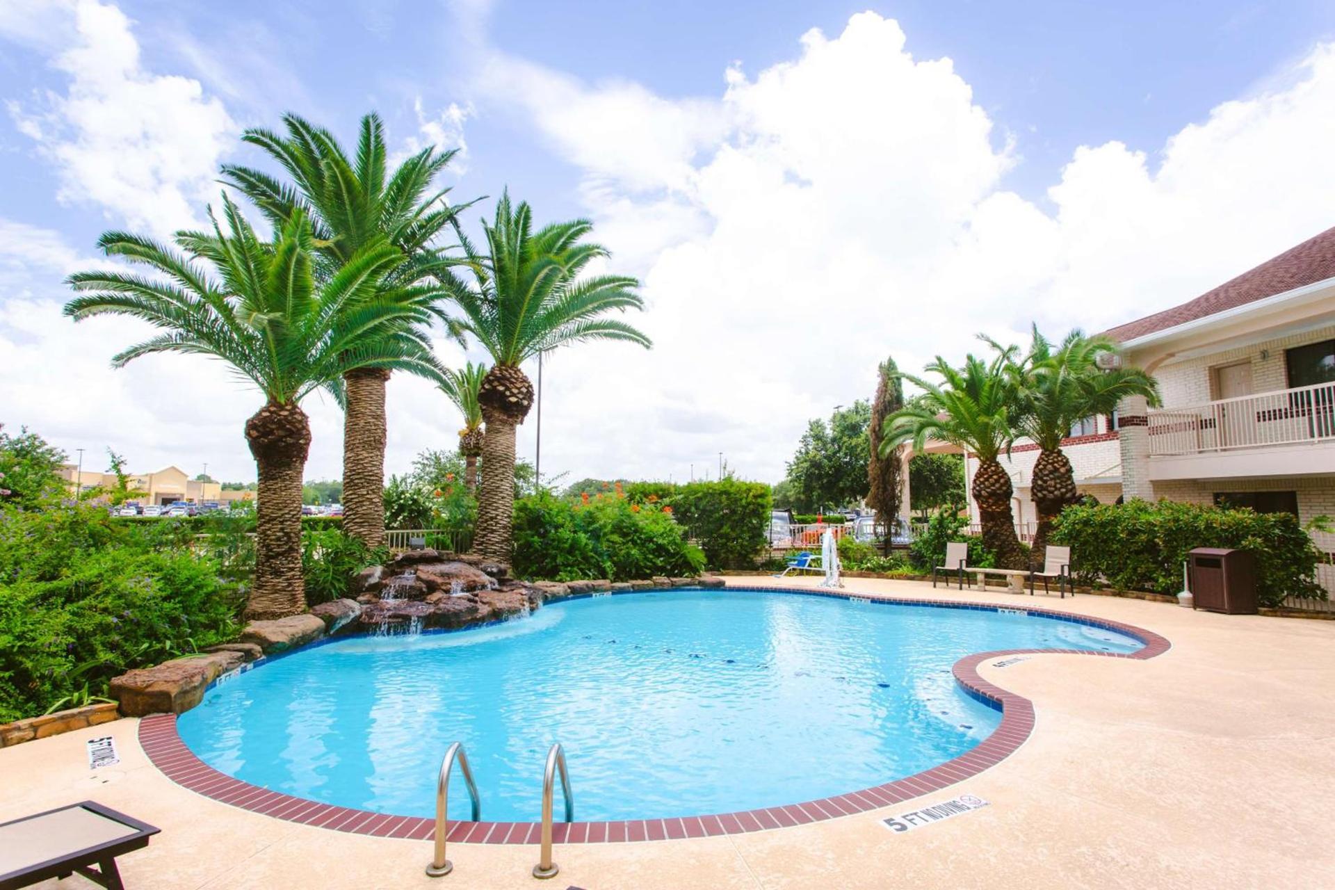 Best Western Pearland Inn photo 17