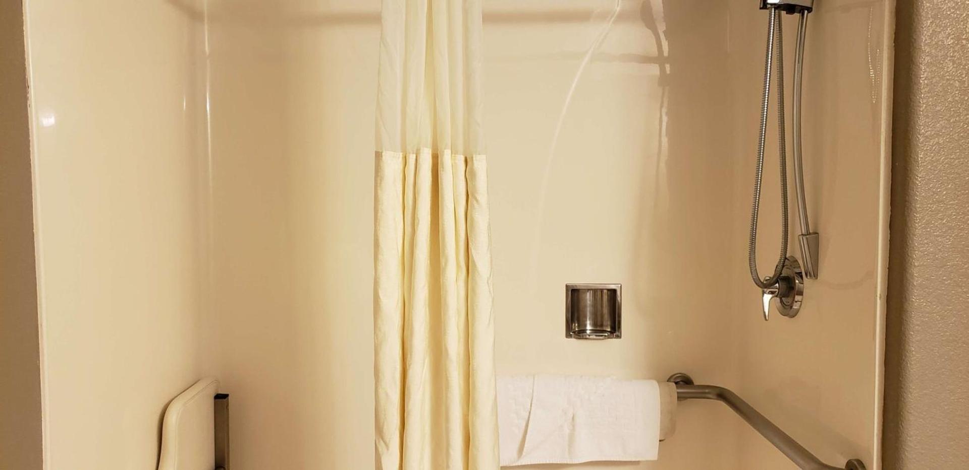 Best Western Plus Main Street Inn photo 24