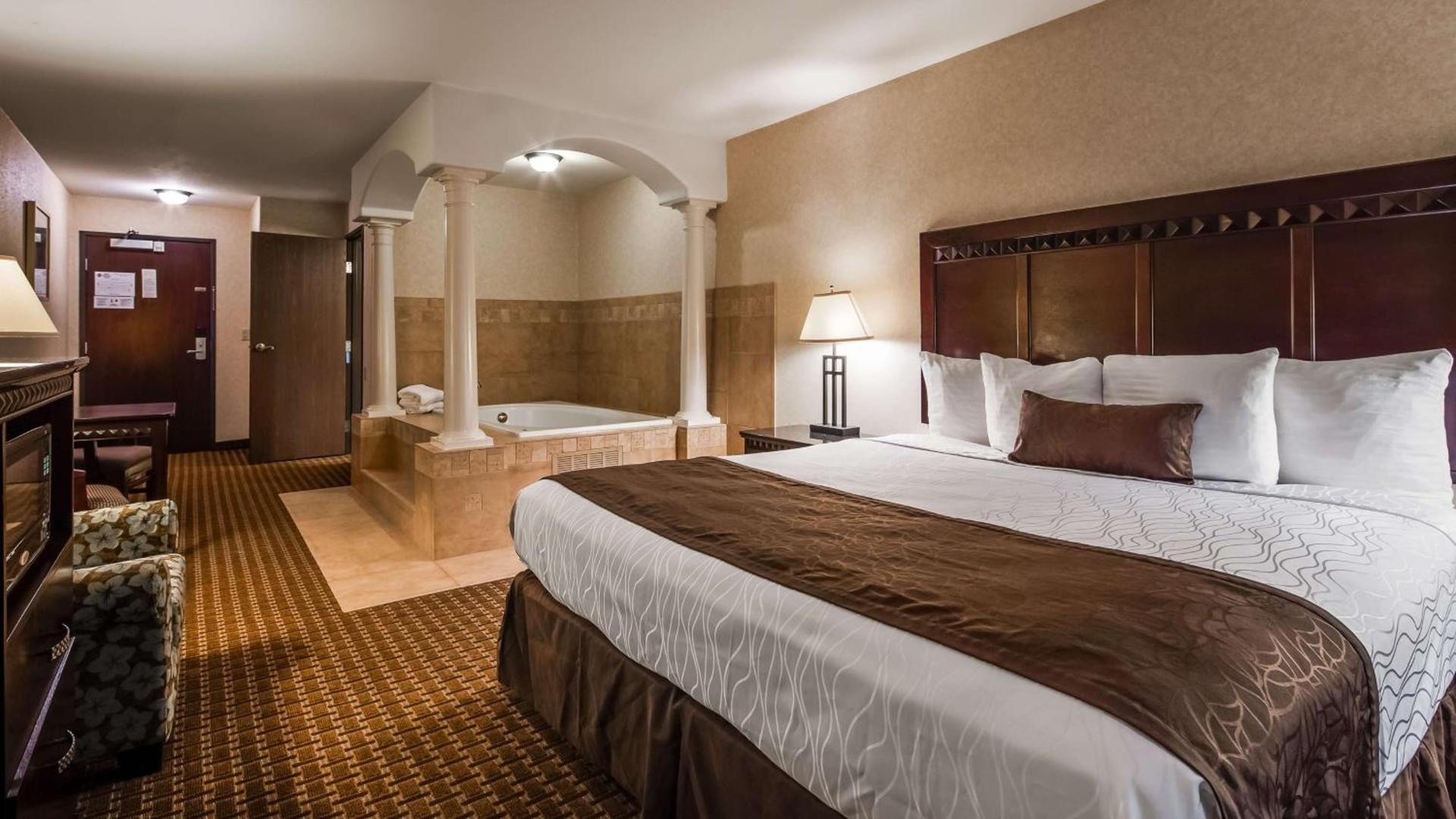 Best Western Plus Main Street Inn photo 23