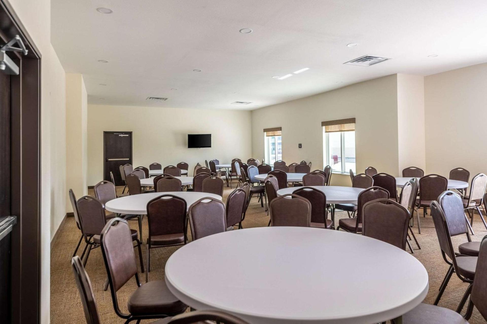 Sleep Inn Baxley photo 41