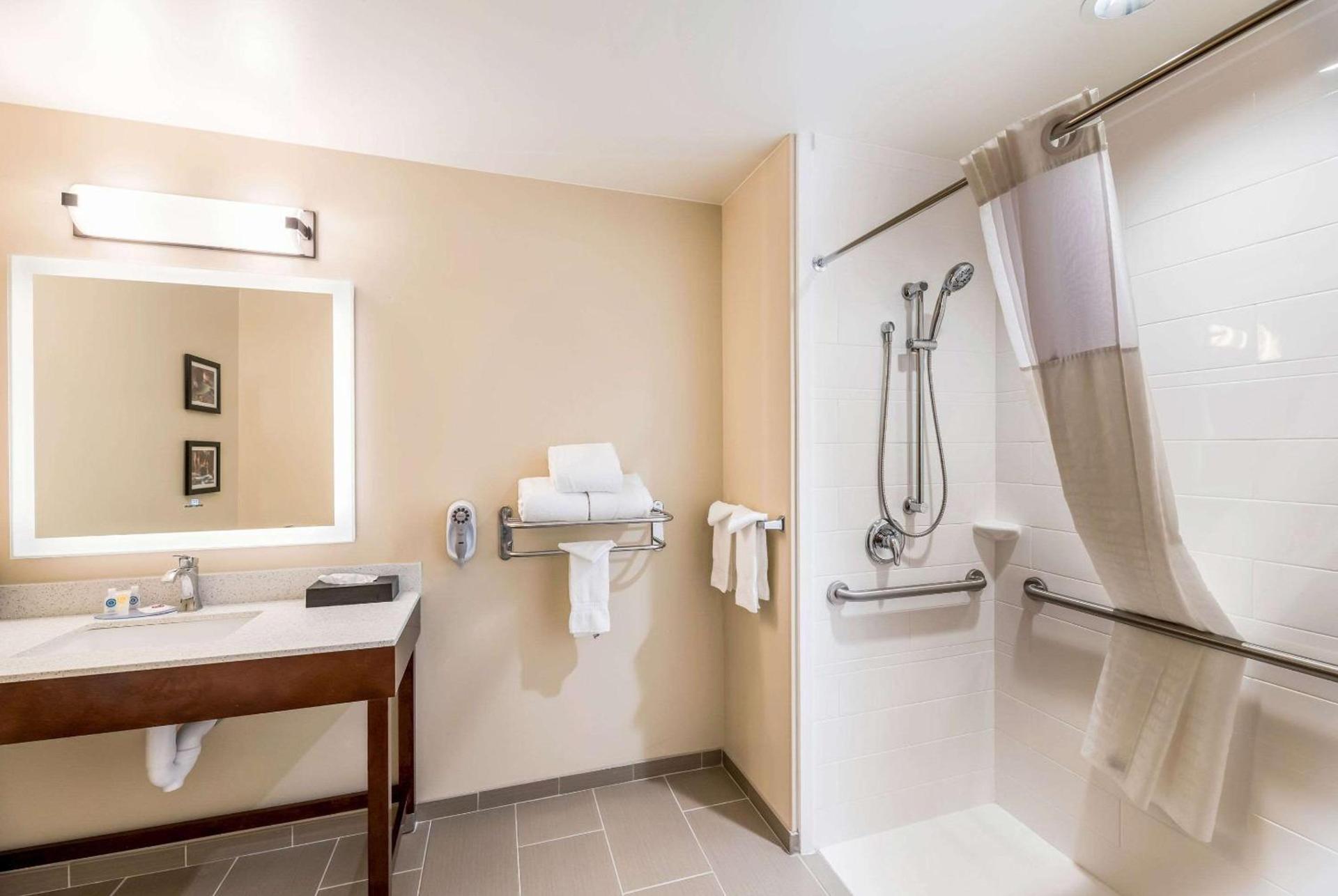 Comfort Inn & Suites Zion Park Area photo 18
