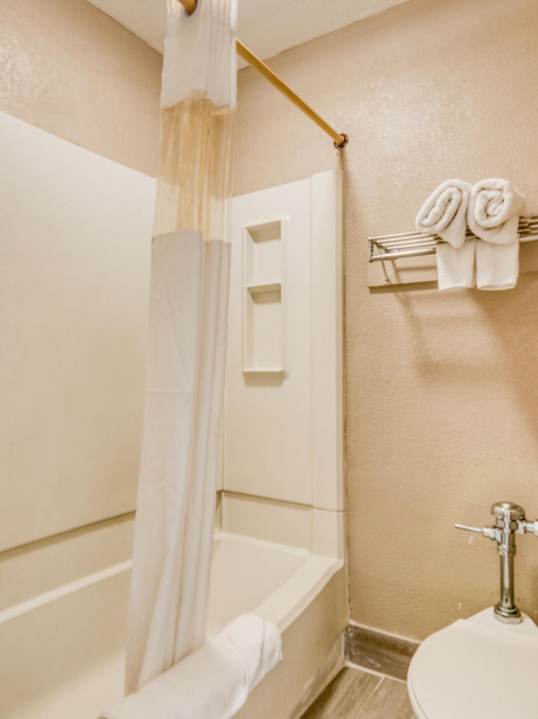 Motel 6 Vicksburg, MS photo 6