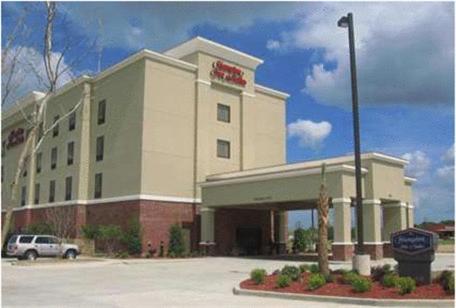 Hampton Inn & Suites Jennings photo 17