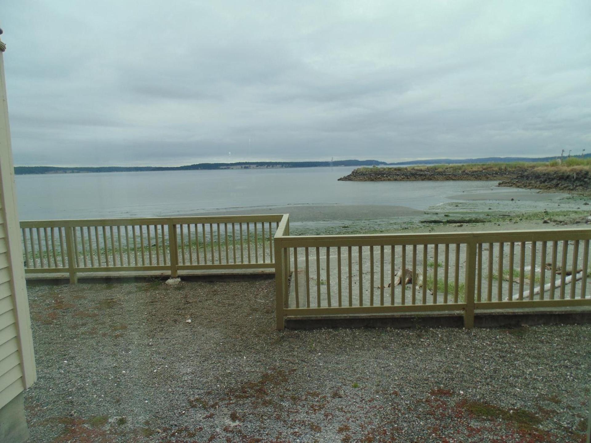 Water Front Inn photo 18