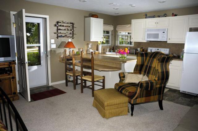 Inn at Indian Creek photo 14