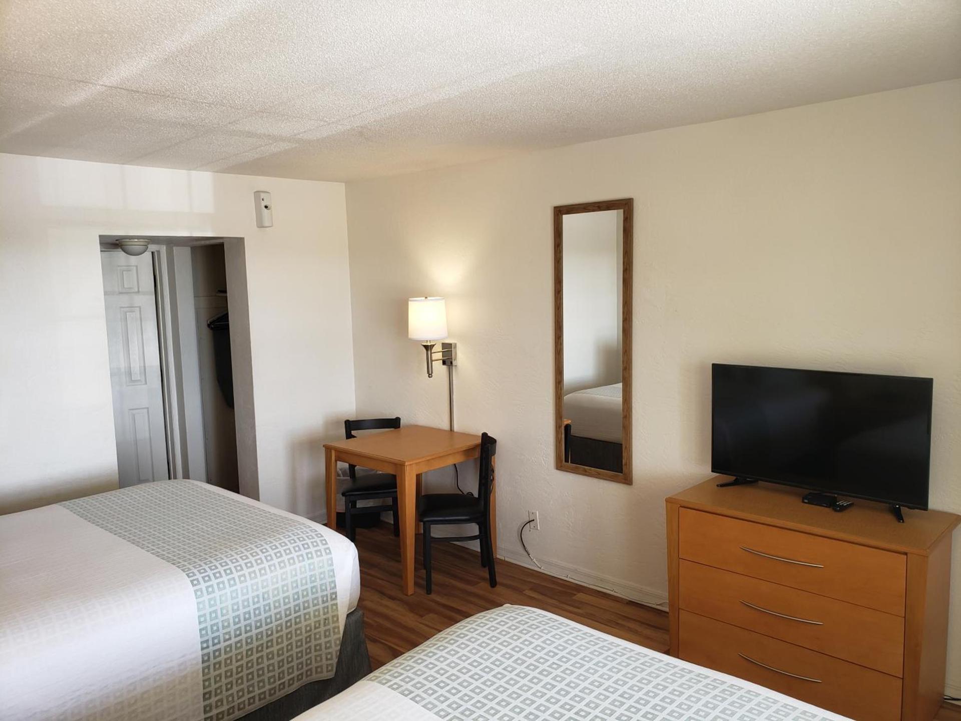 Studio 1 Motel - Daytona Beach photo 13