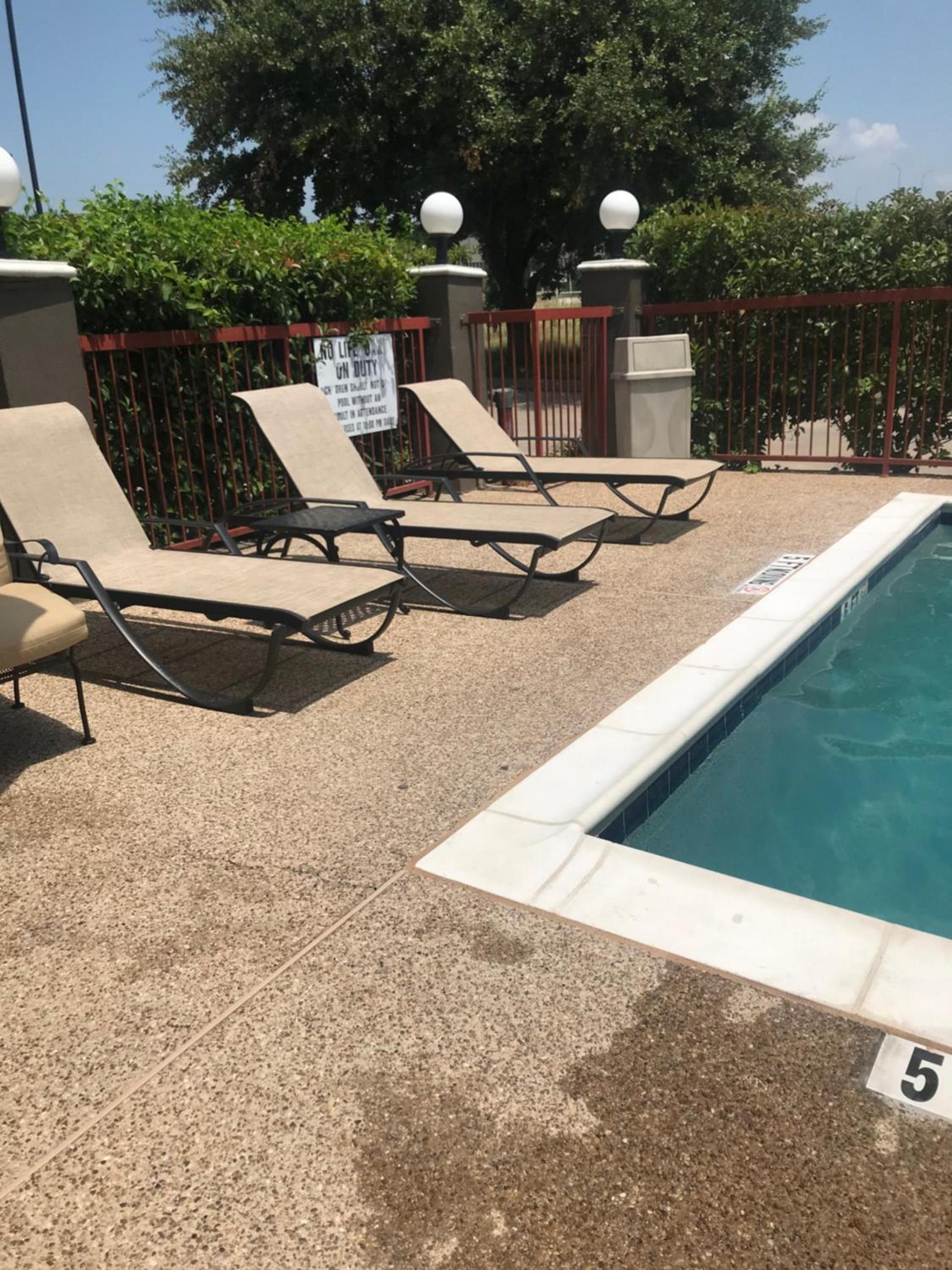Country Inn & Suites by Radisson, Fort Worth, TX photo 12