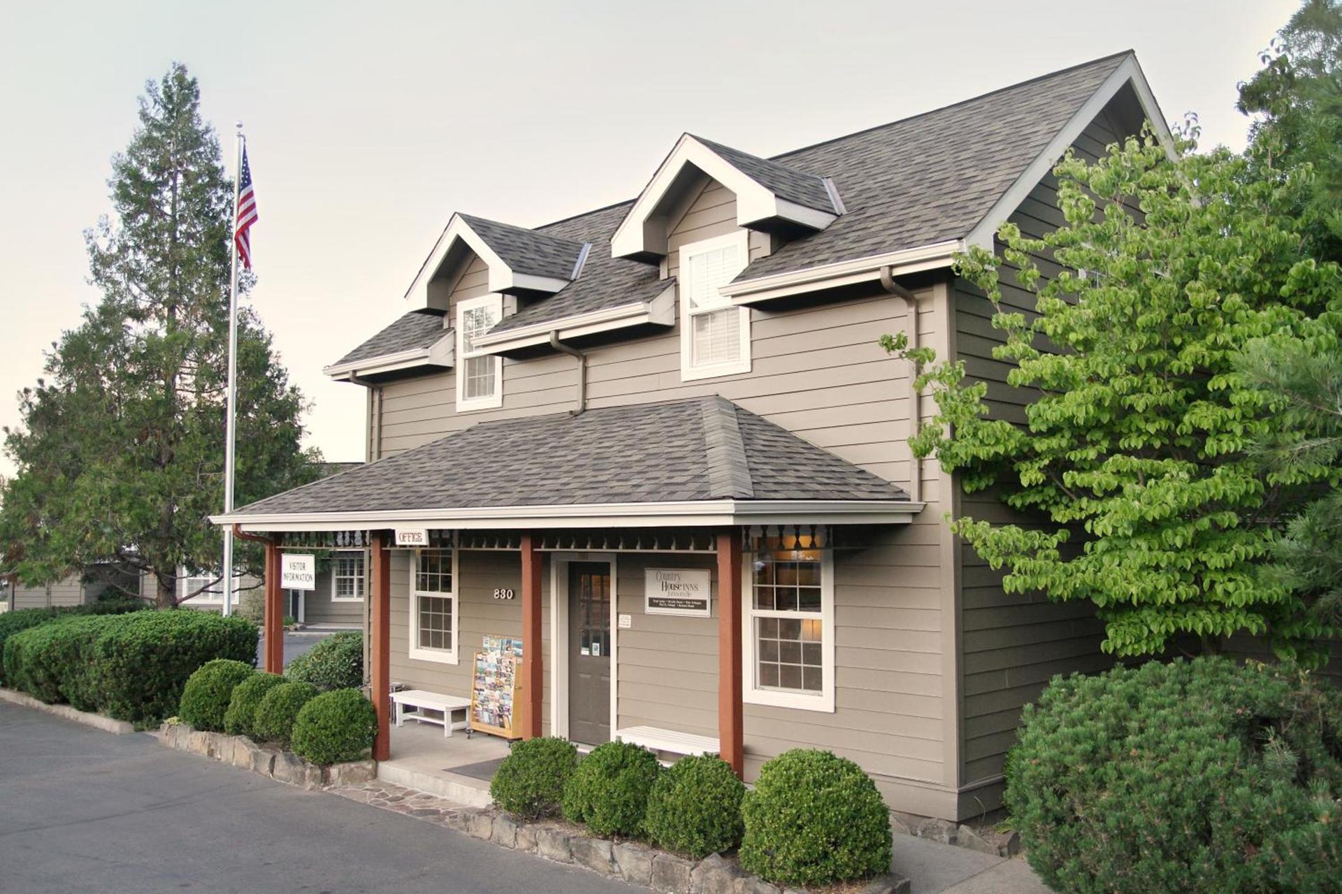 Wine Country Inn — hotel in Jacksonville