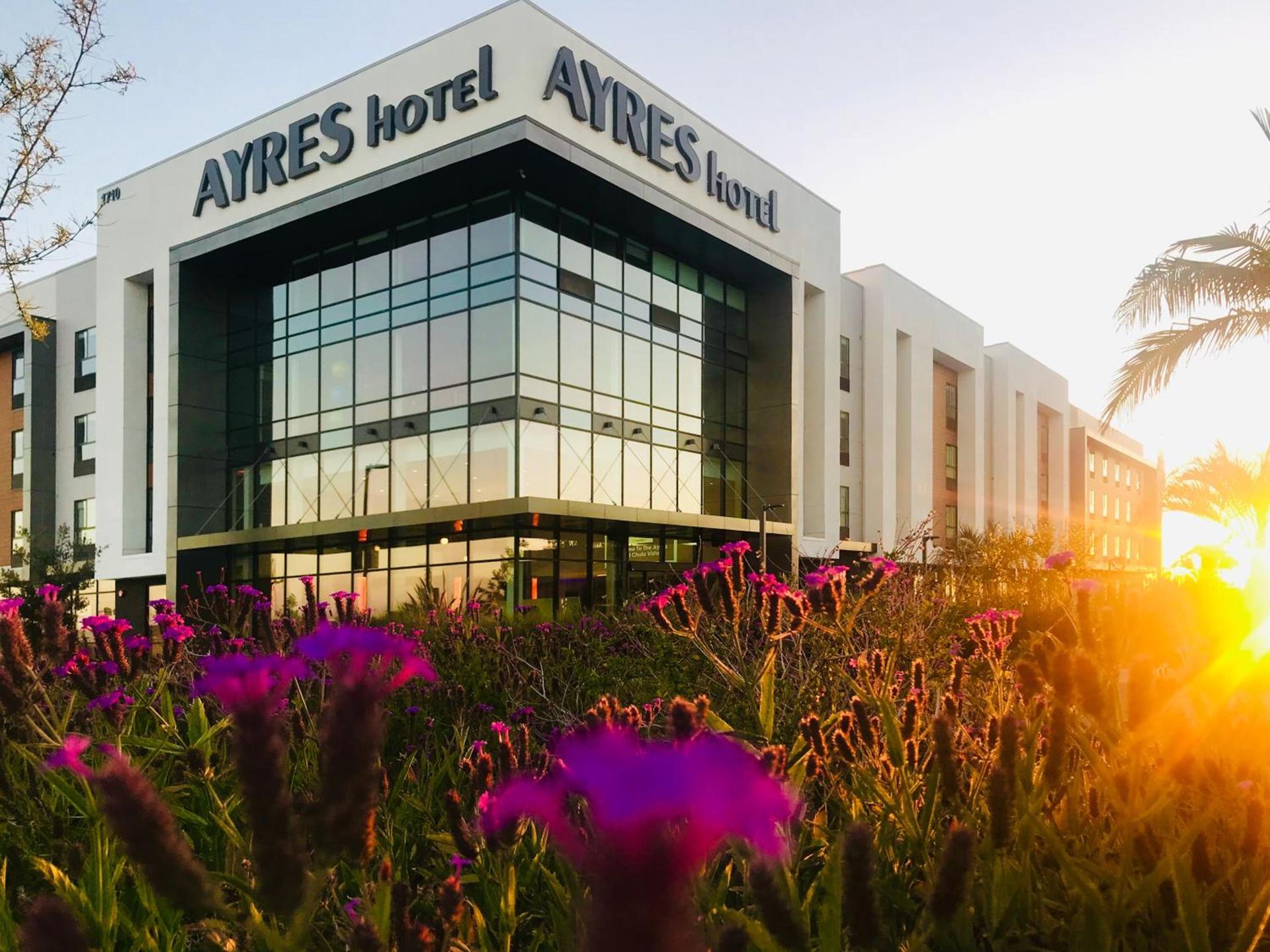 Ayres Hotel San Diego South - Chula Vista photo 9