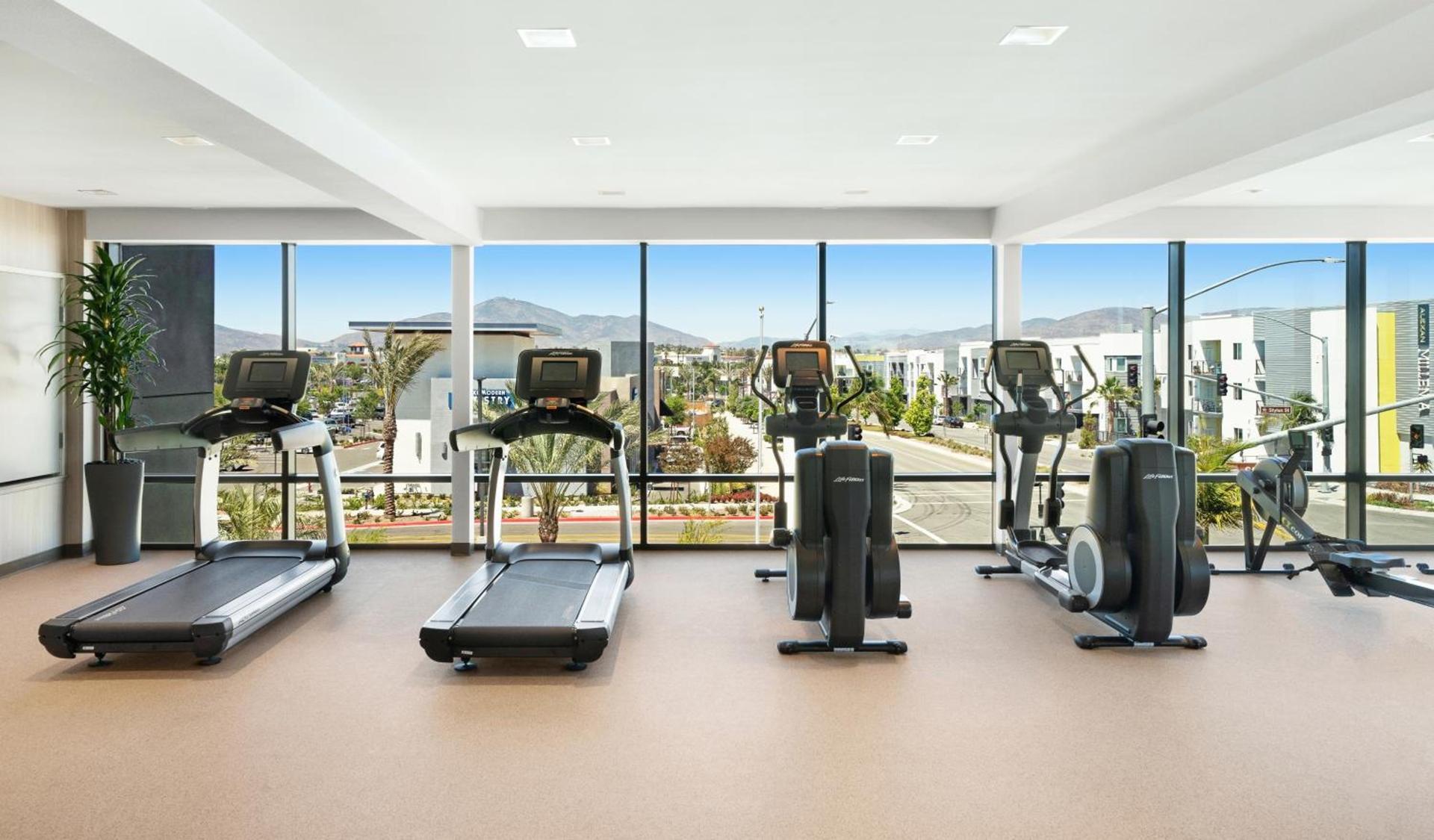 Ayres Hotel San Diego South - Chula Vista photo 12